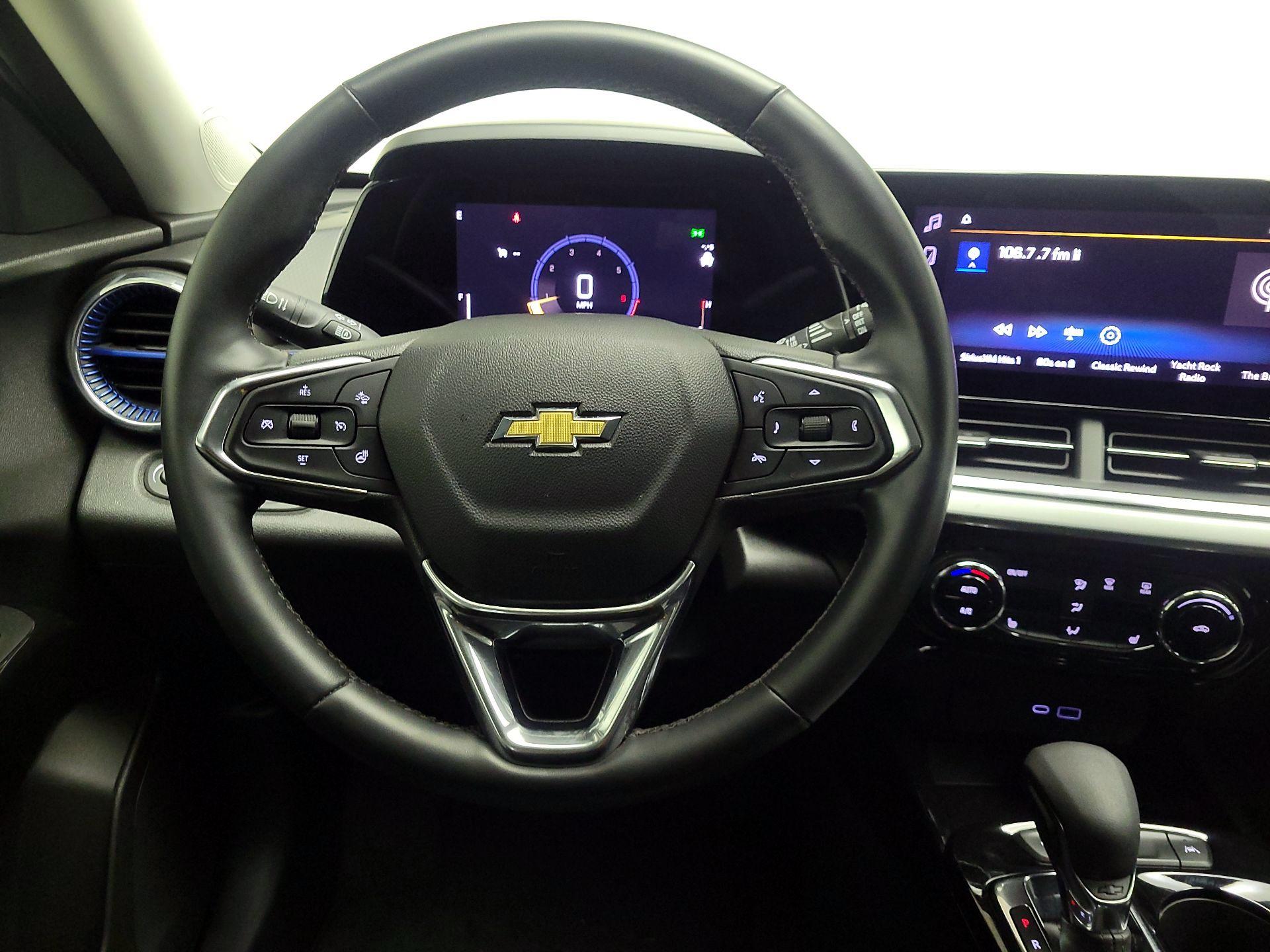 Thumbnail: 2025 Chevrolet Trax - 10