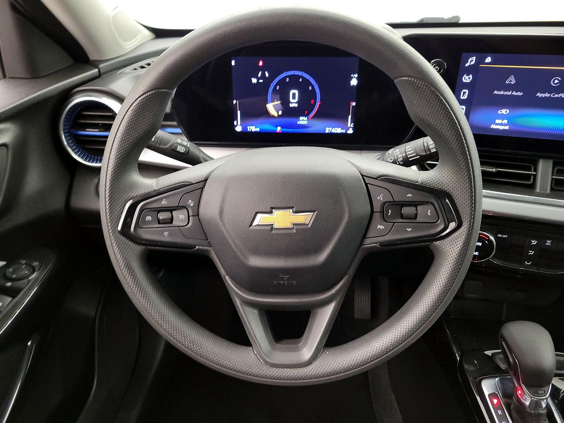Thumbnail: 2025 Chevrolet Trax - 10
