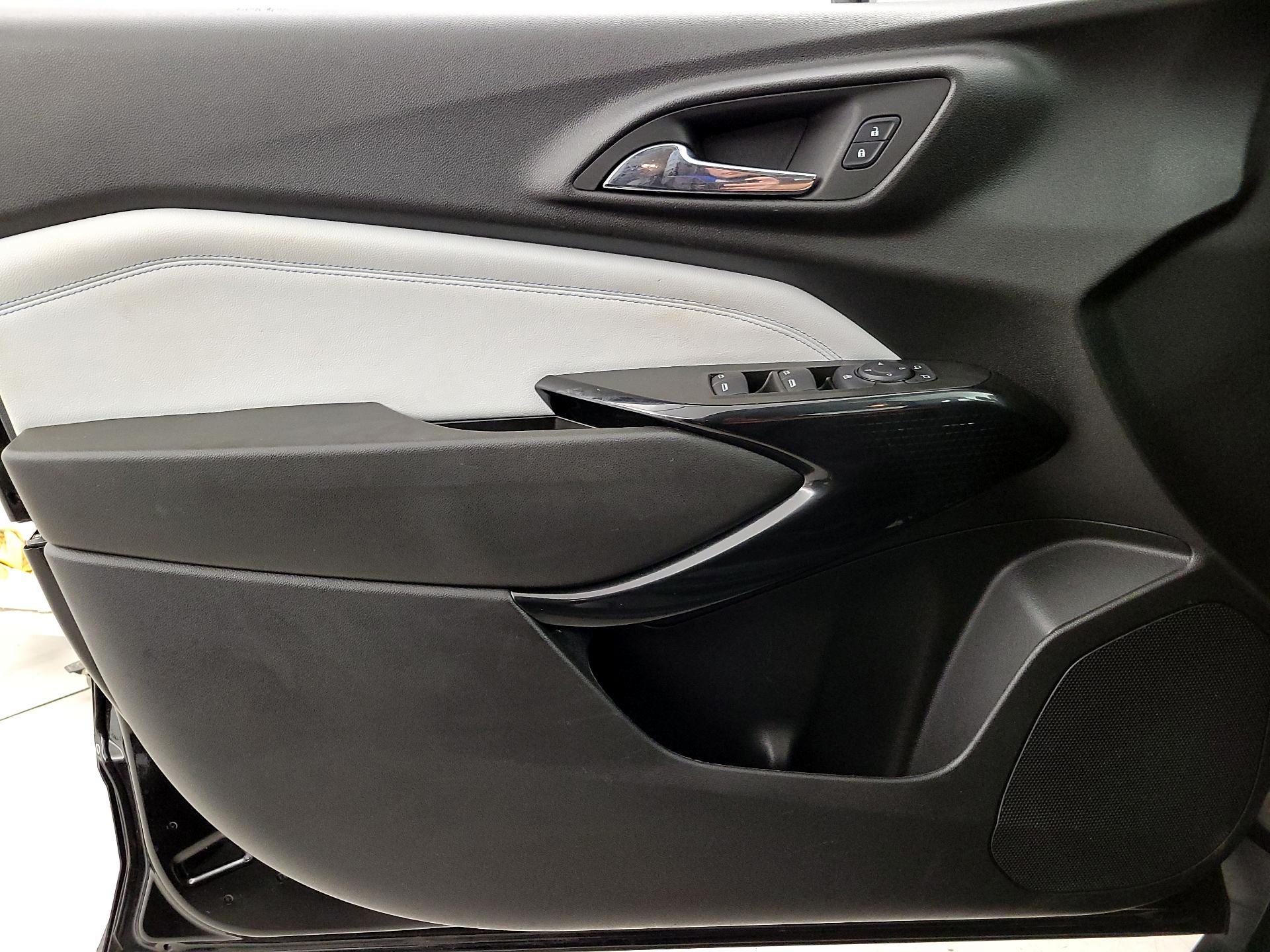 Thumbnail: 2025 Chevrolet Trax - 12