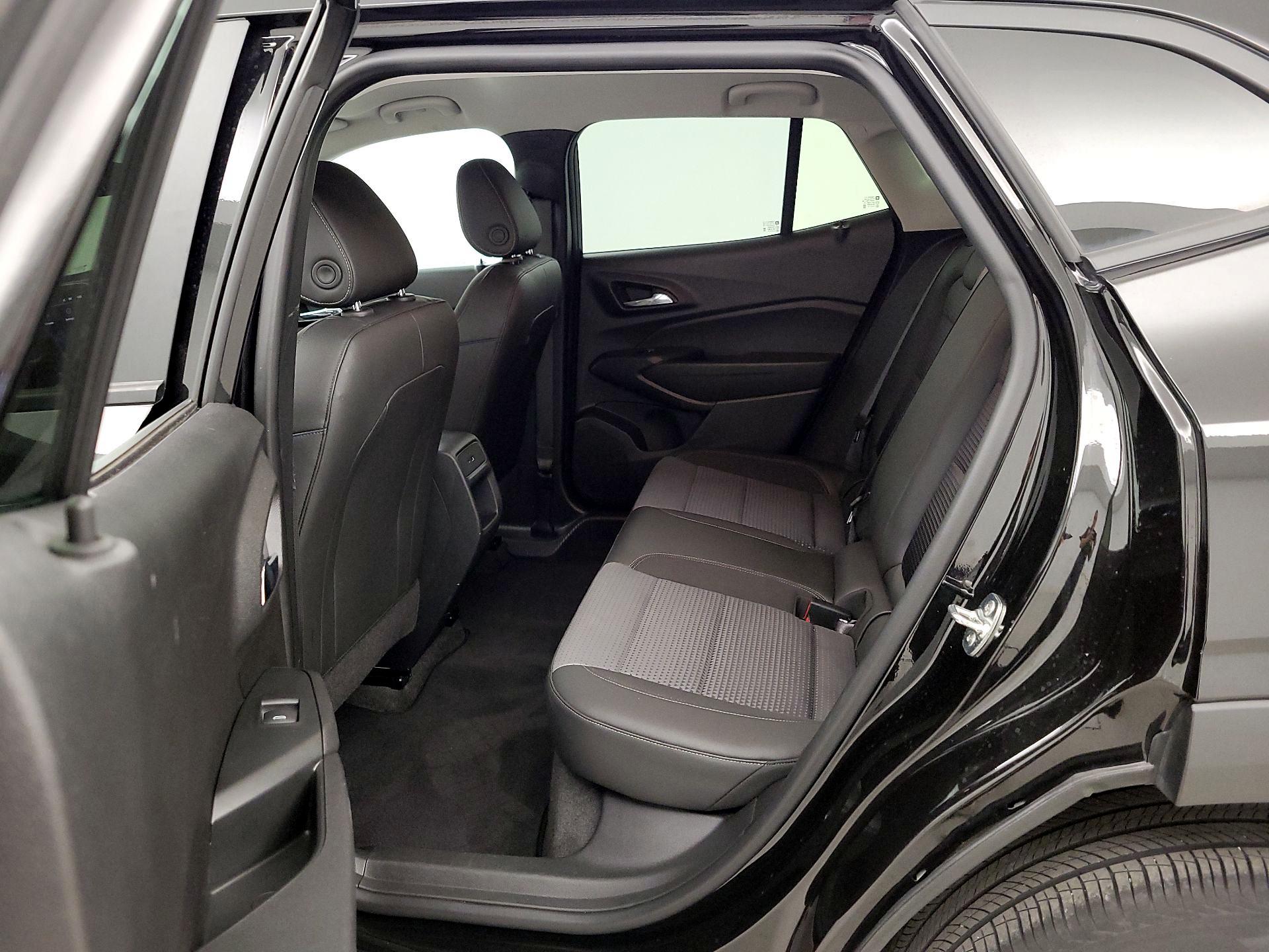 Thumbnail: 2025 Chevrolet Trax - 19