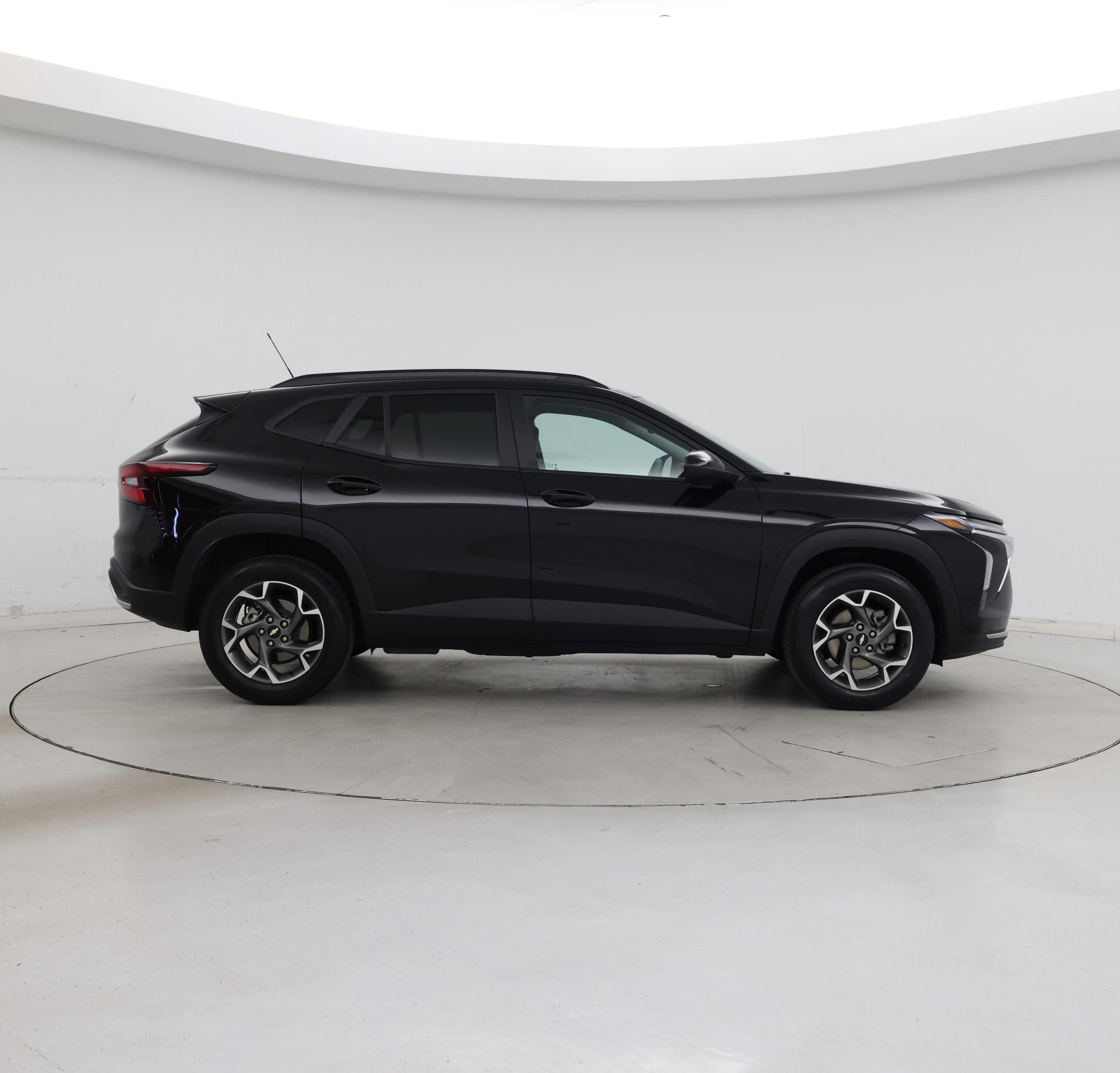 Thumbnail: 2025 Chevrolet Trax - 7