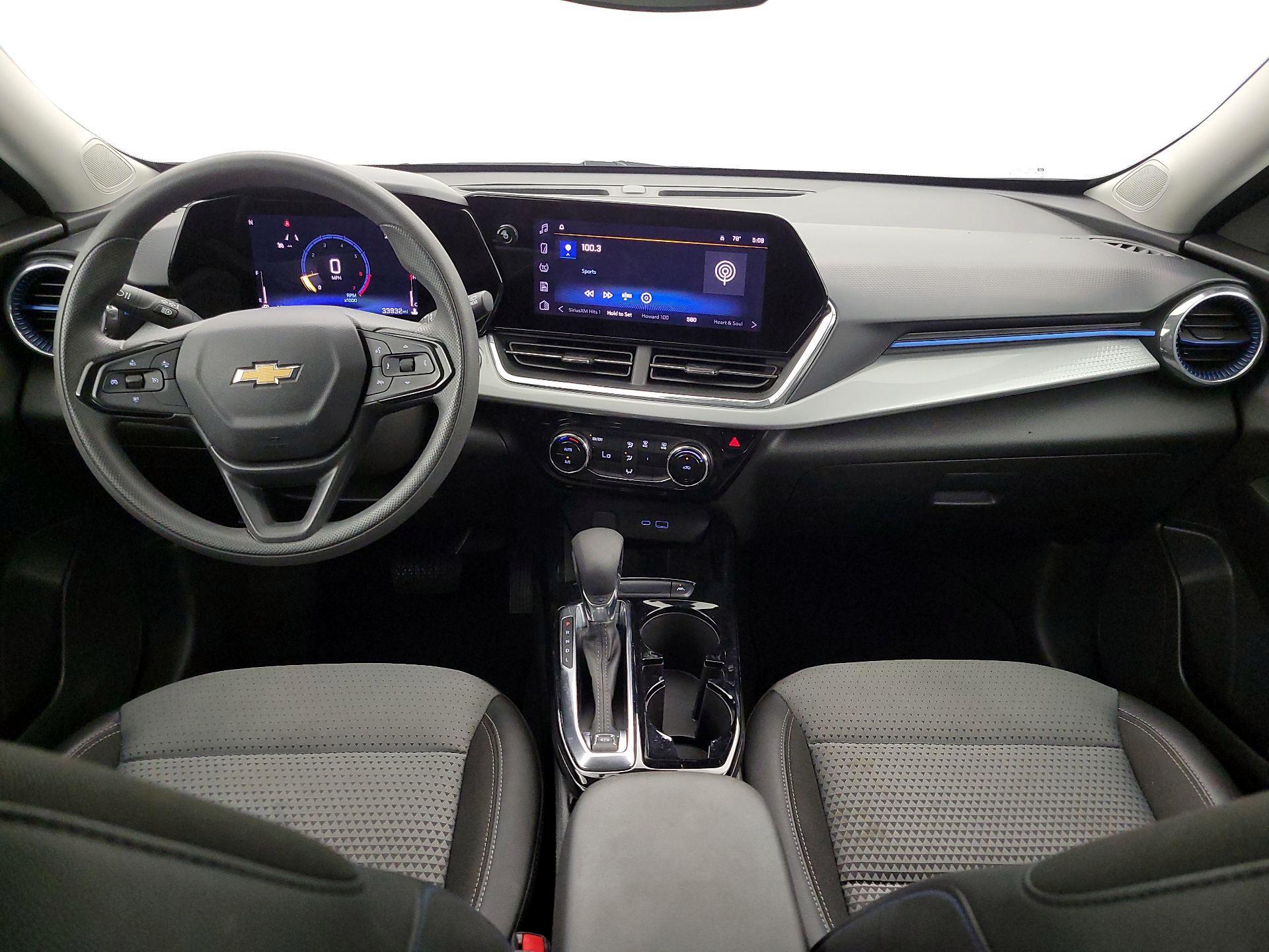 Thumbnail: 2025 Chevrolet Trax - 9