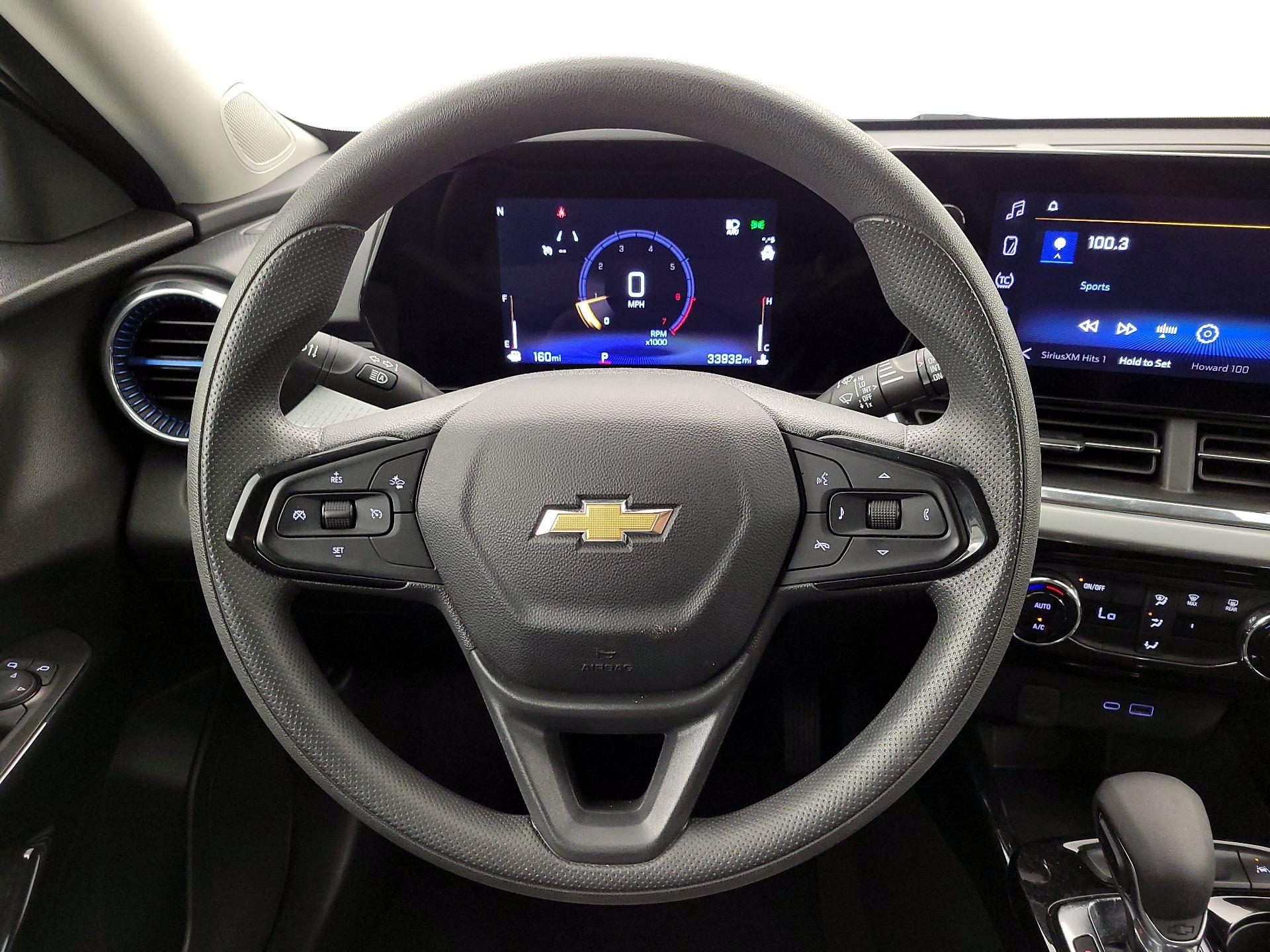 Thumbnail: 2025 Chevrolet Trax - 10