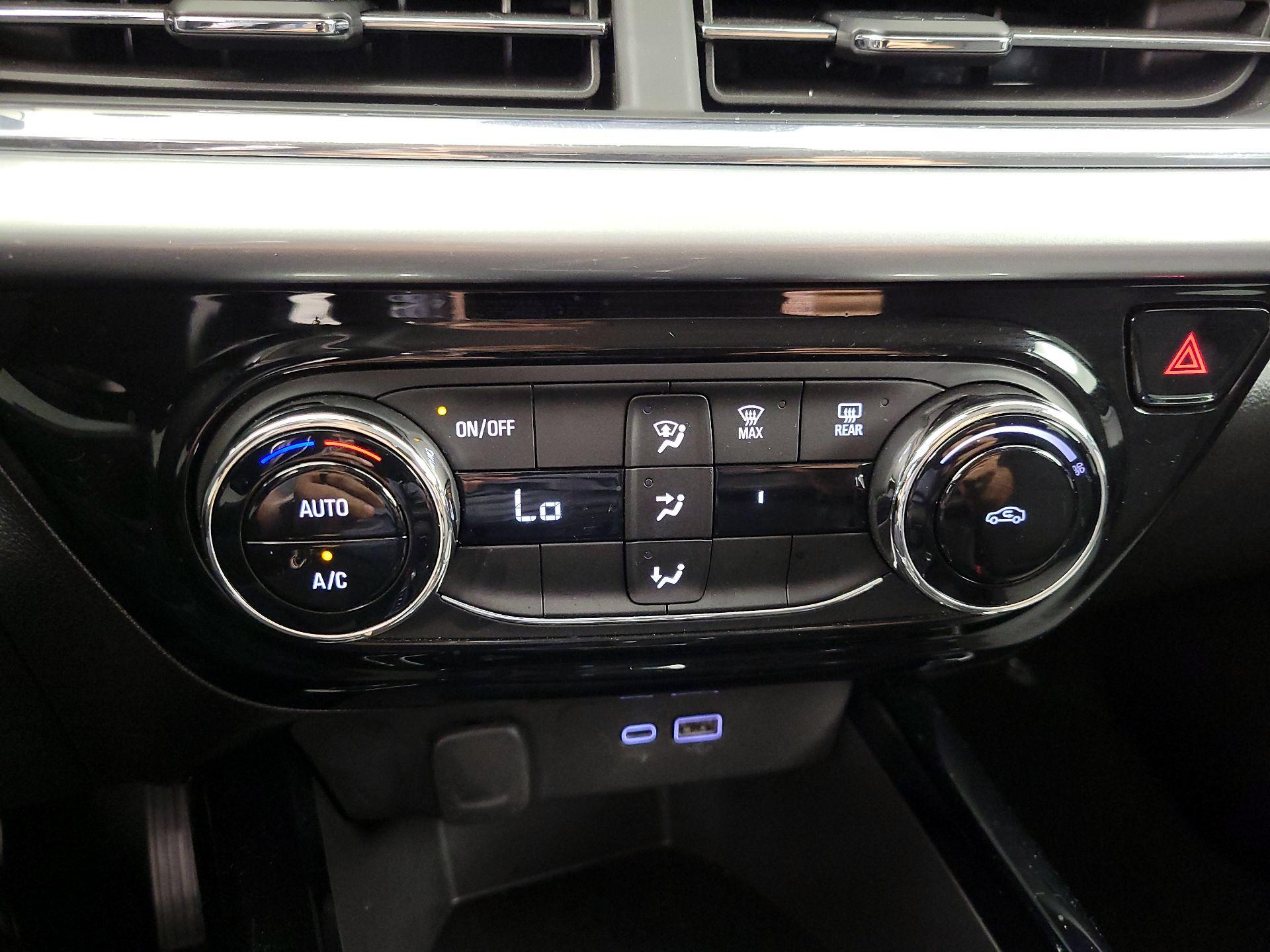Thumbnail: 2025 Chevrolet Trax - 16