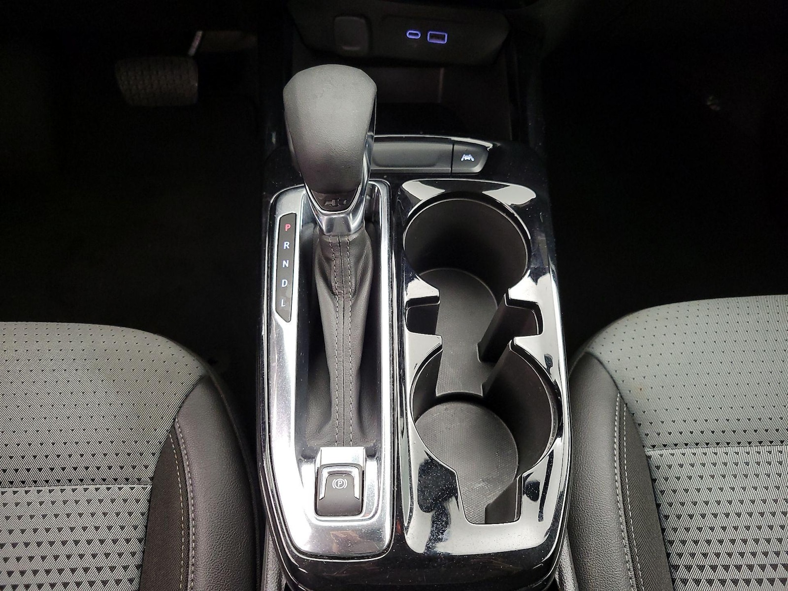 2025 Chevrolet Trax LT - Photo 18
