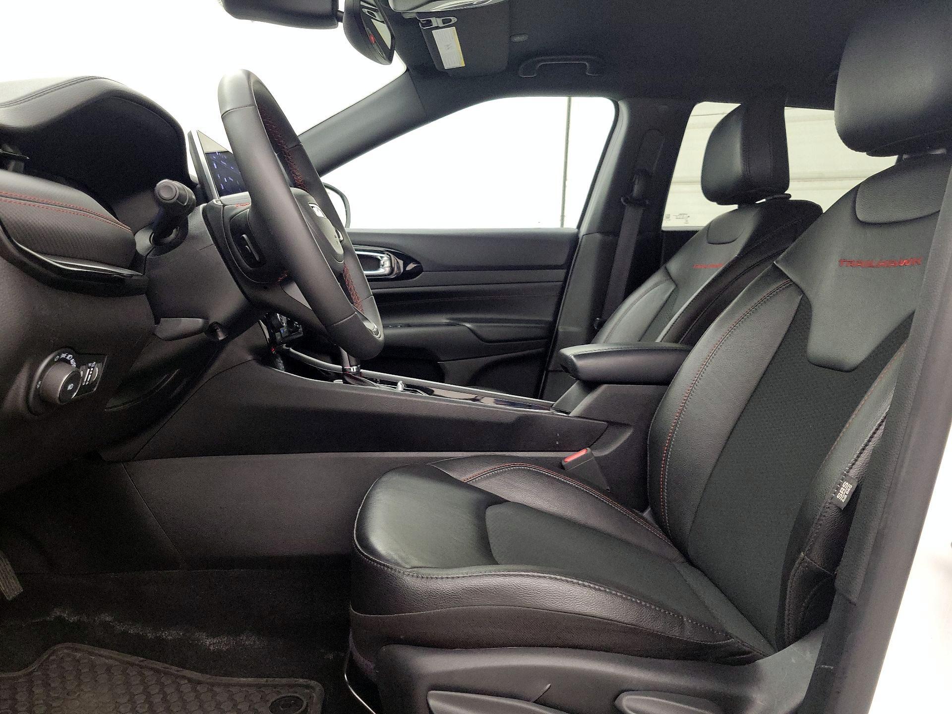 Thumbnail: 2025 Jeep Compass - 11