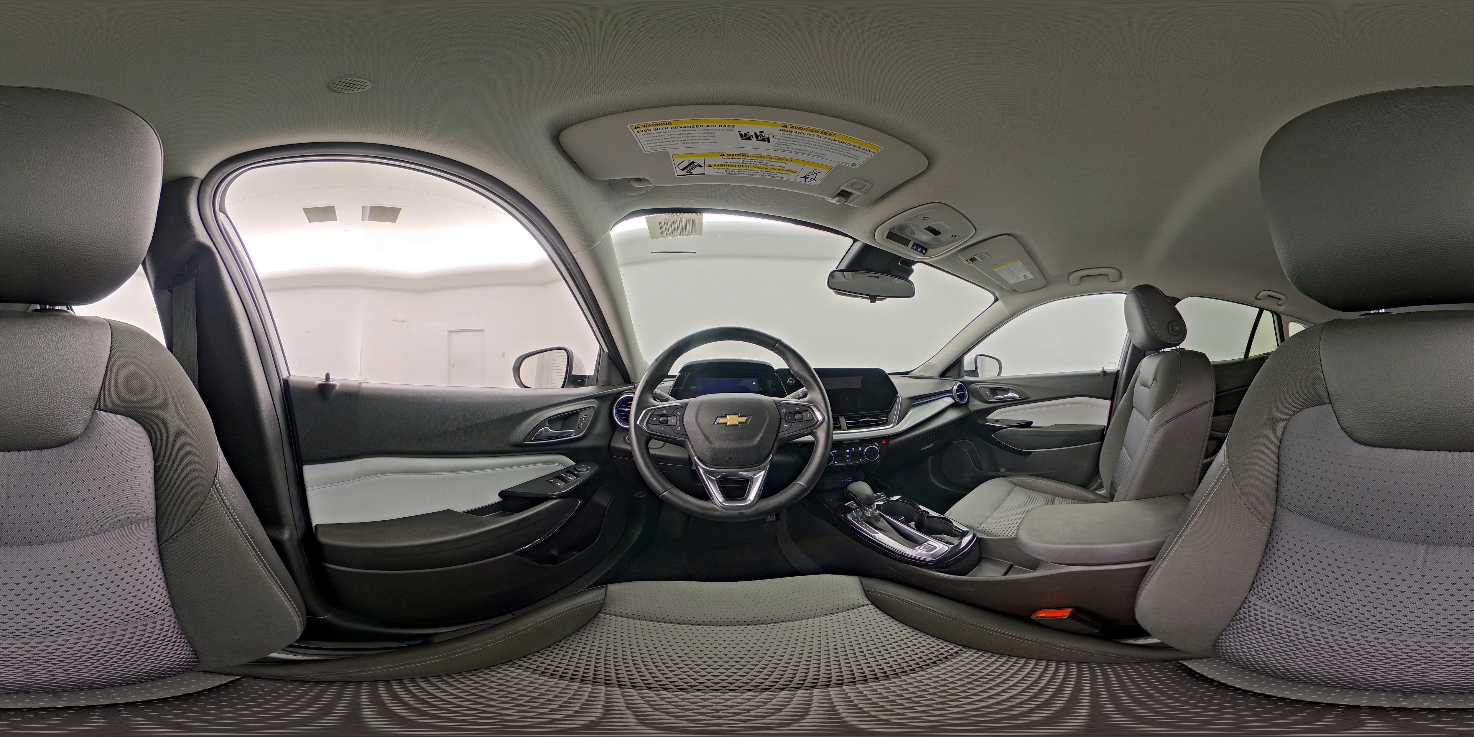 2025 Chevrolet Trax LT - Photo 26