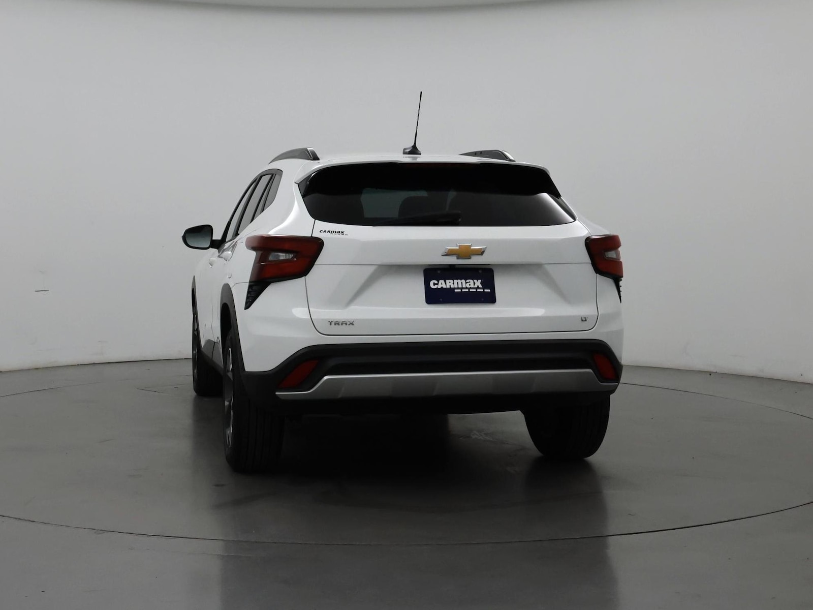 2025 Chevrolet Trax LT - Photo 7