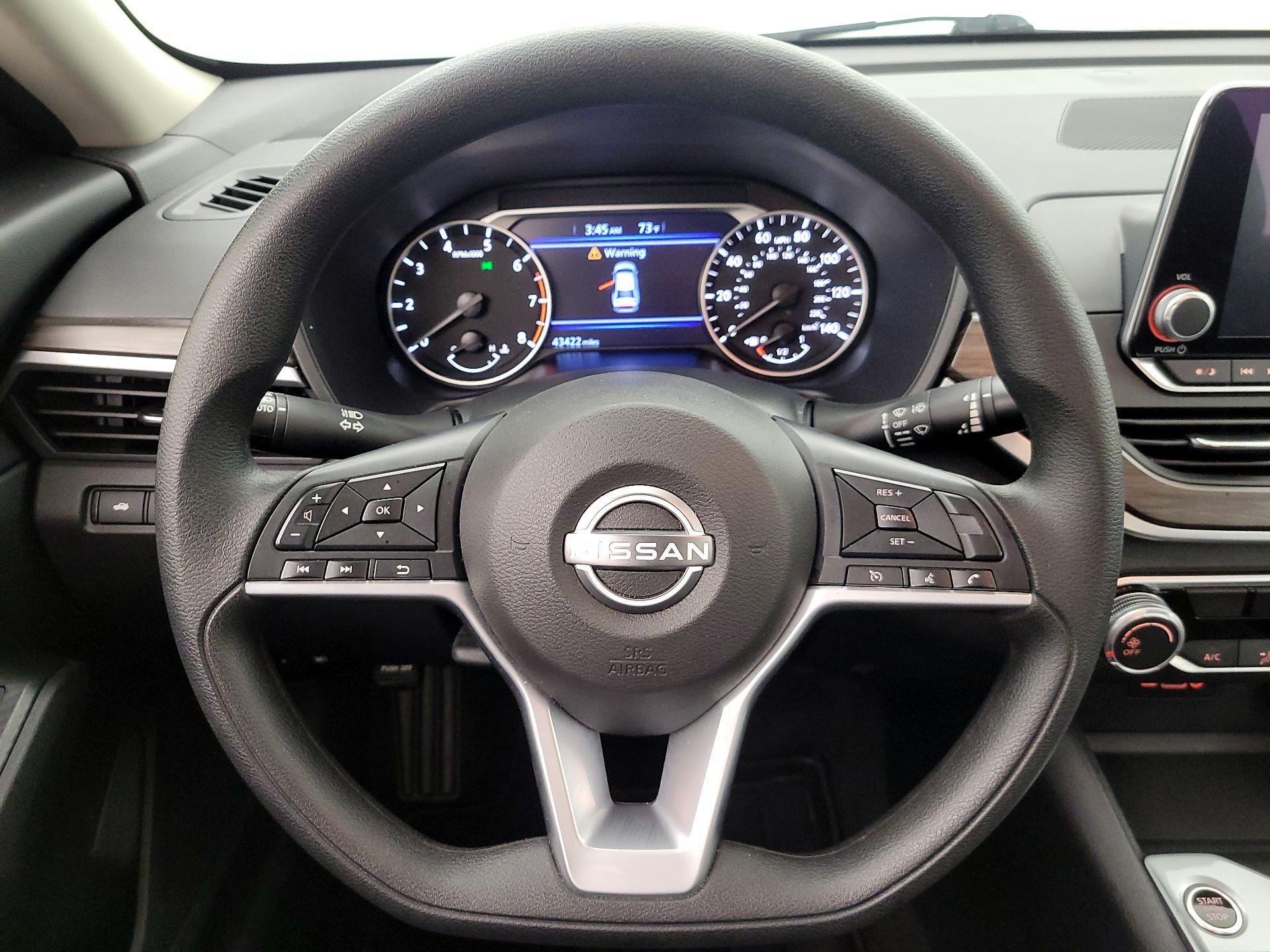Thumbnail: 2025 Nissan Altima - 10