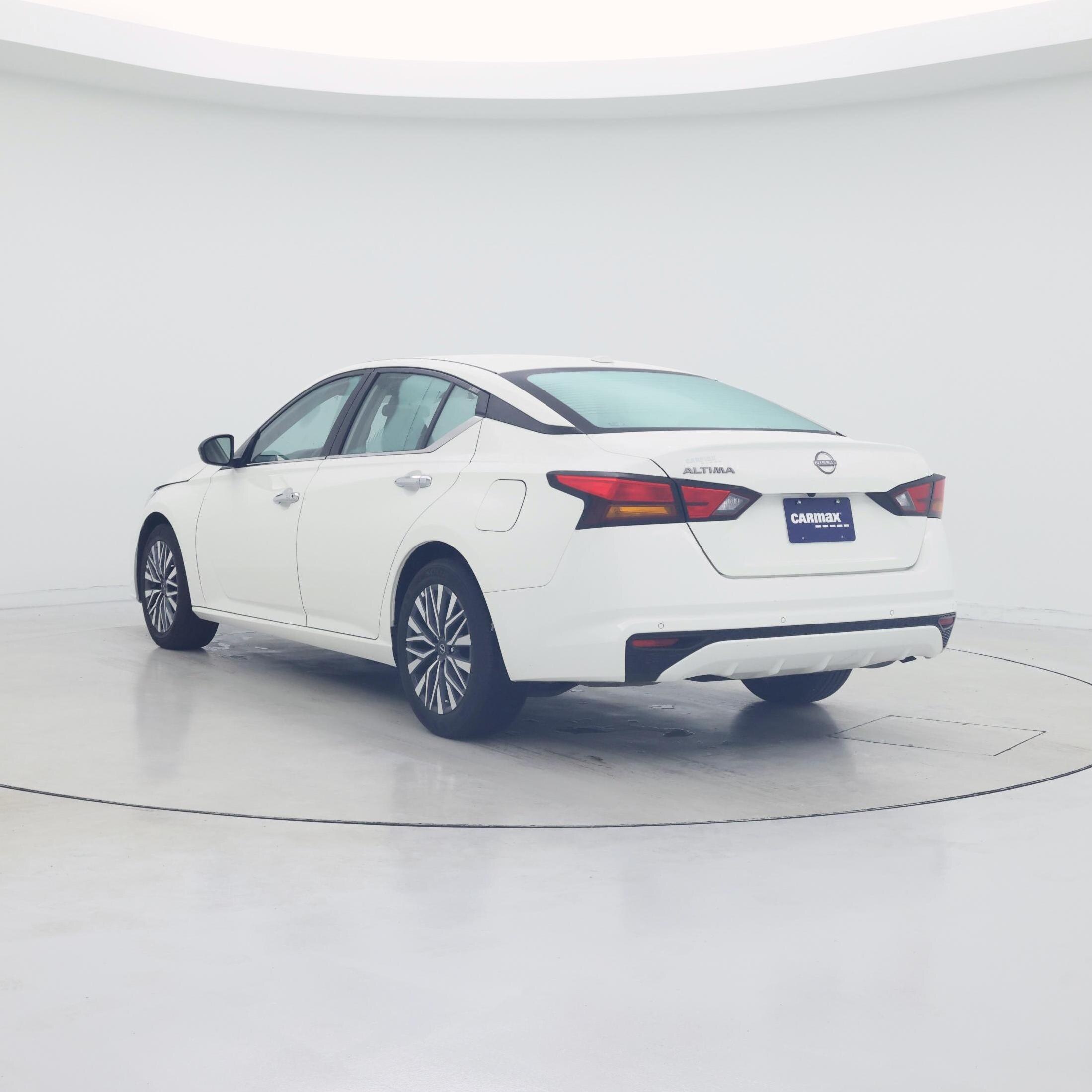 Thumbnail: 2025 Nissan Altima - 2