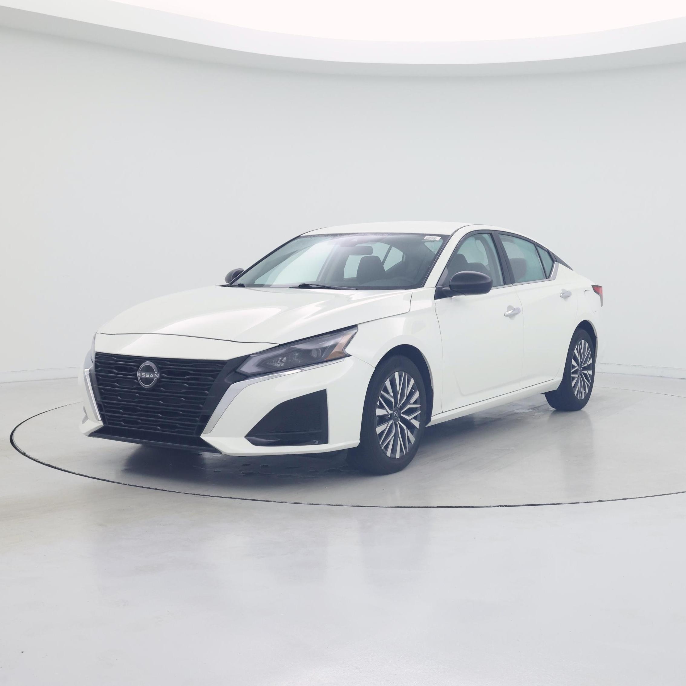 Thumbnail: 2025 Nissan Altima - 4