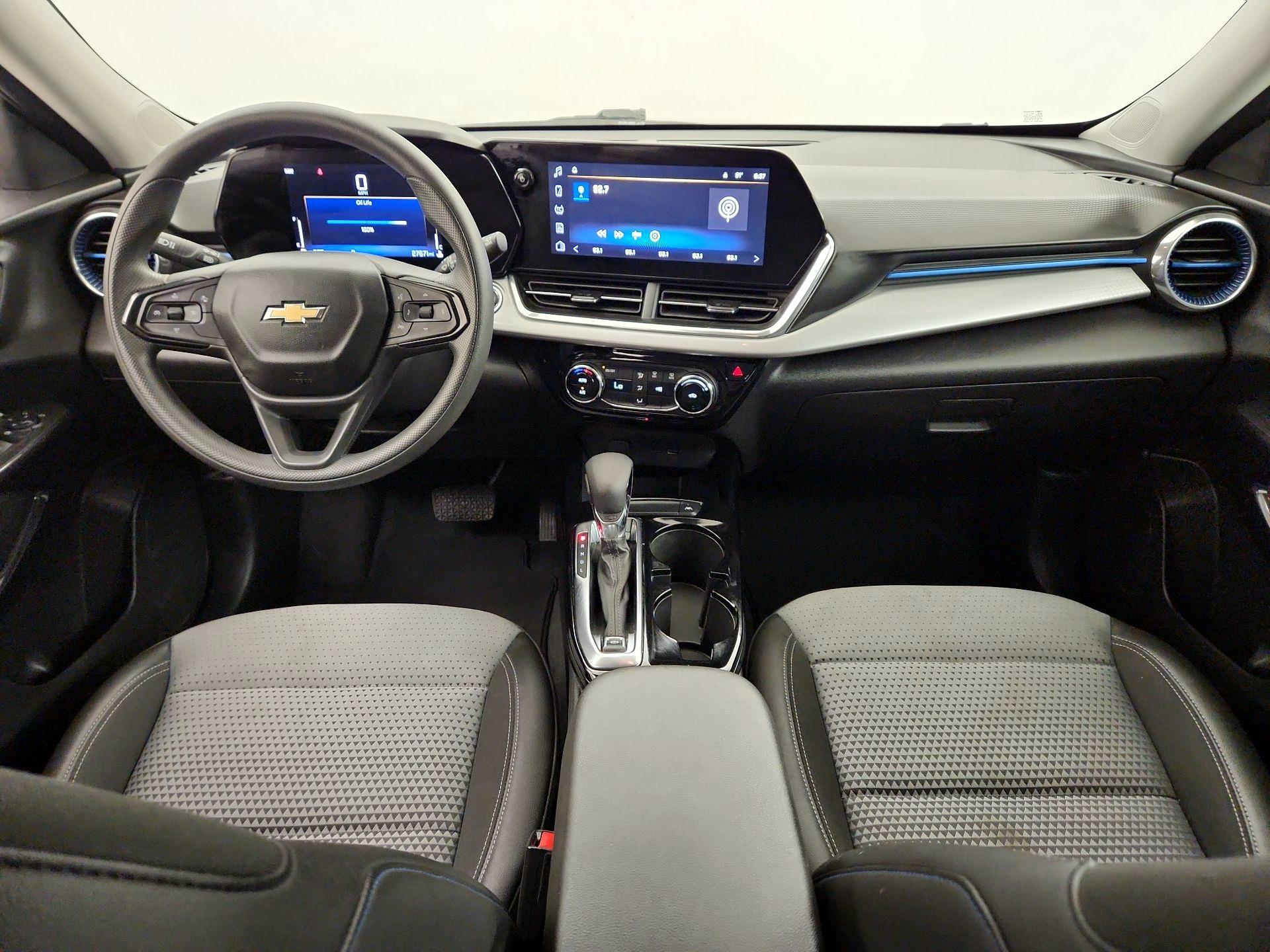 Thumbnail: 2025 Chevrolet Trax - 9