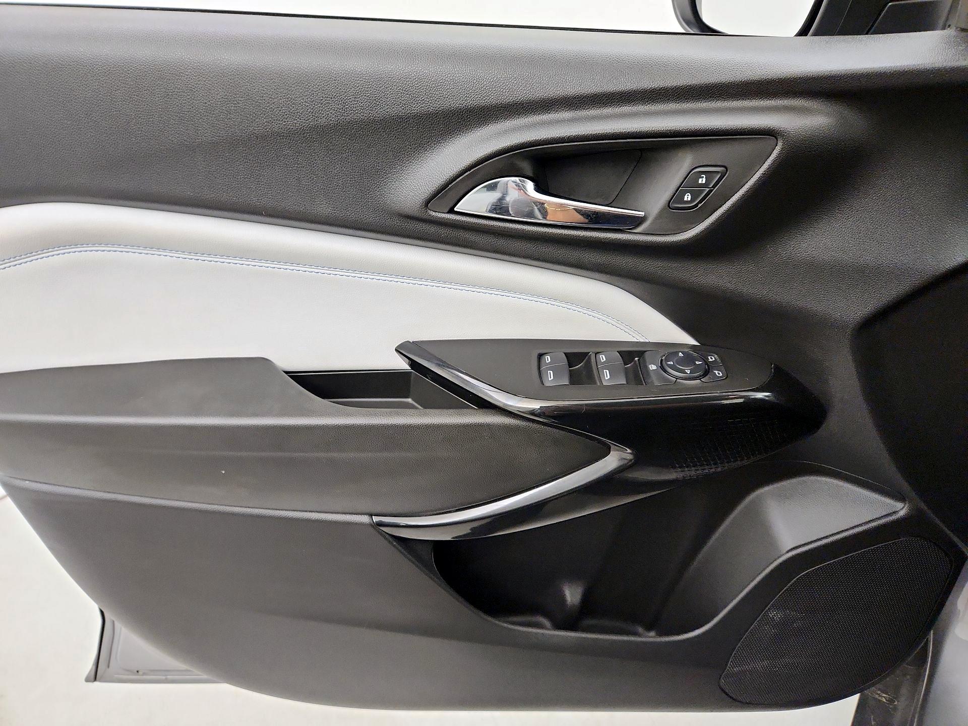 Thumbnail: 2025 Chevrolet Trax - 12