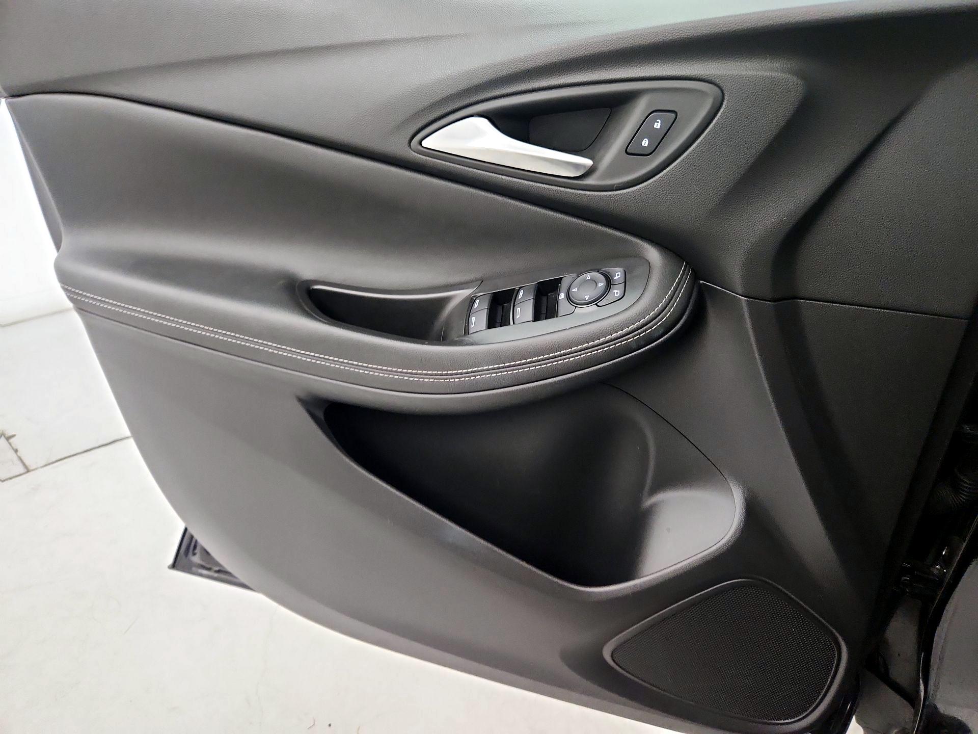 Thumbnail: 2025 Buick Encore GX - 12