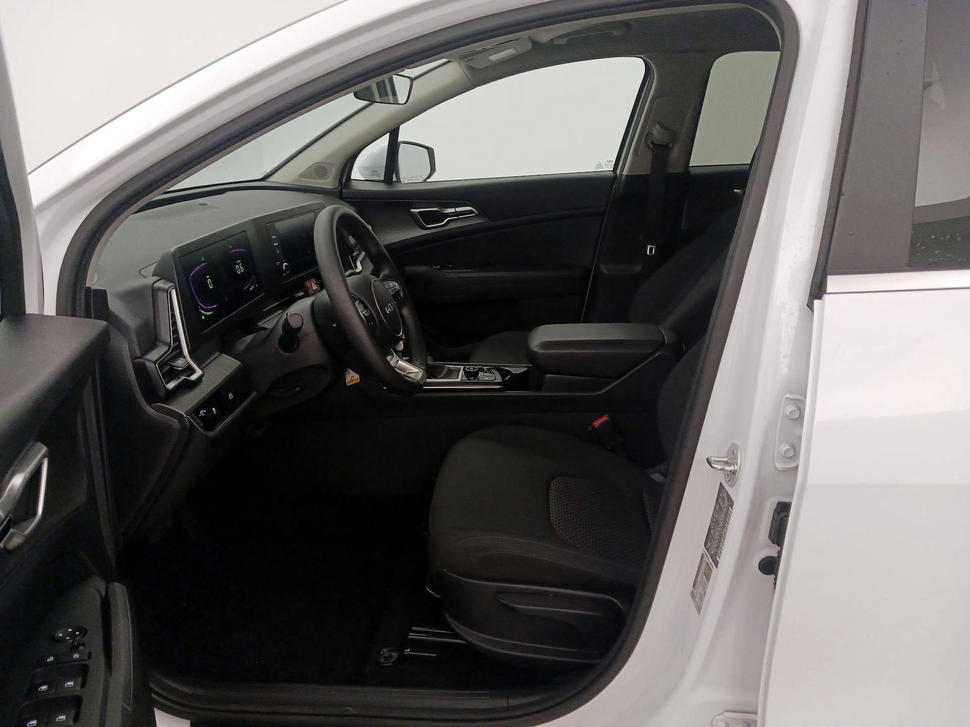 Thumbnail: 2025 Kia Sportage - 11