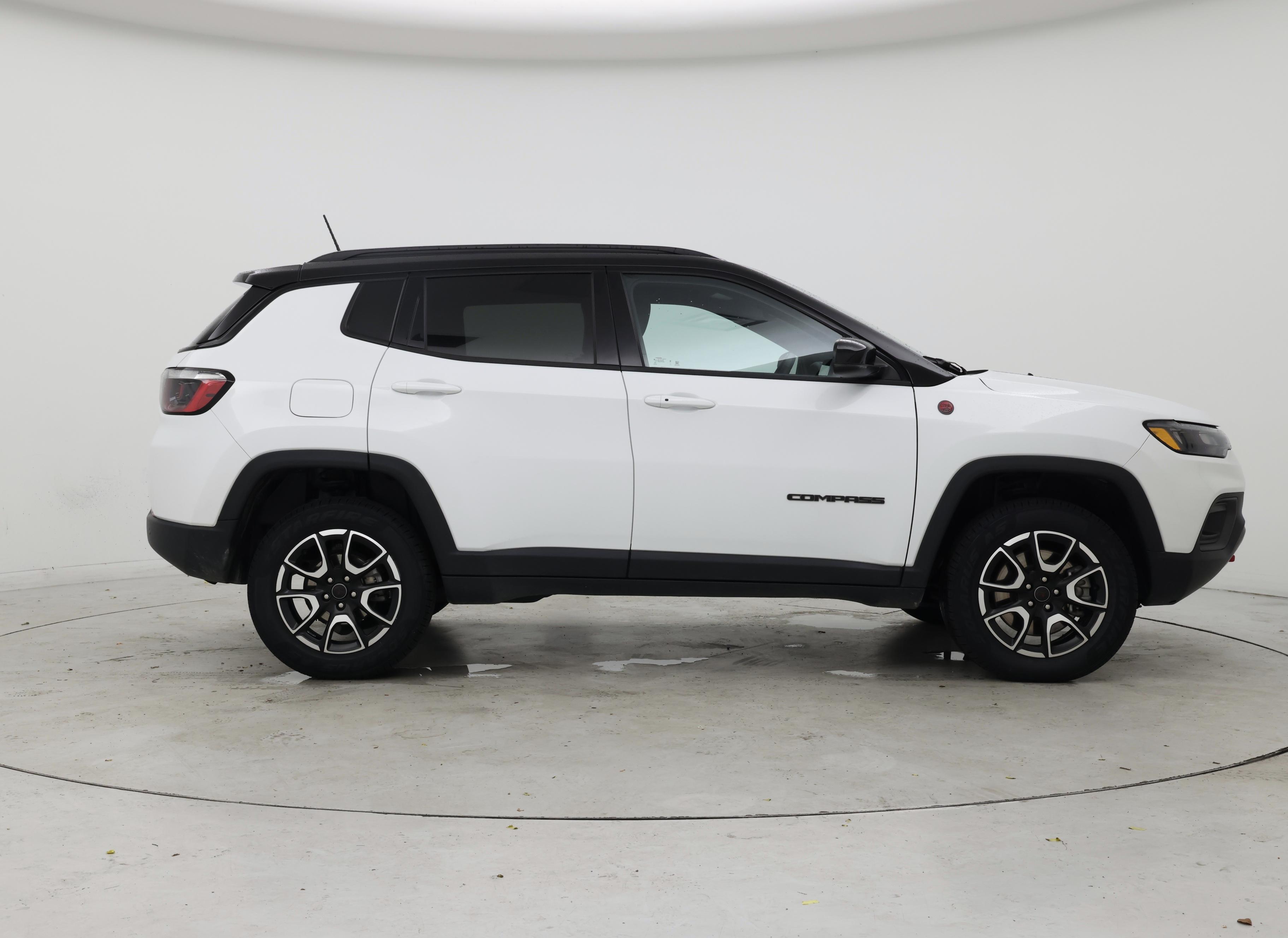 Thumbnail: 2025 Jeep Compass - 7