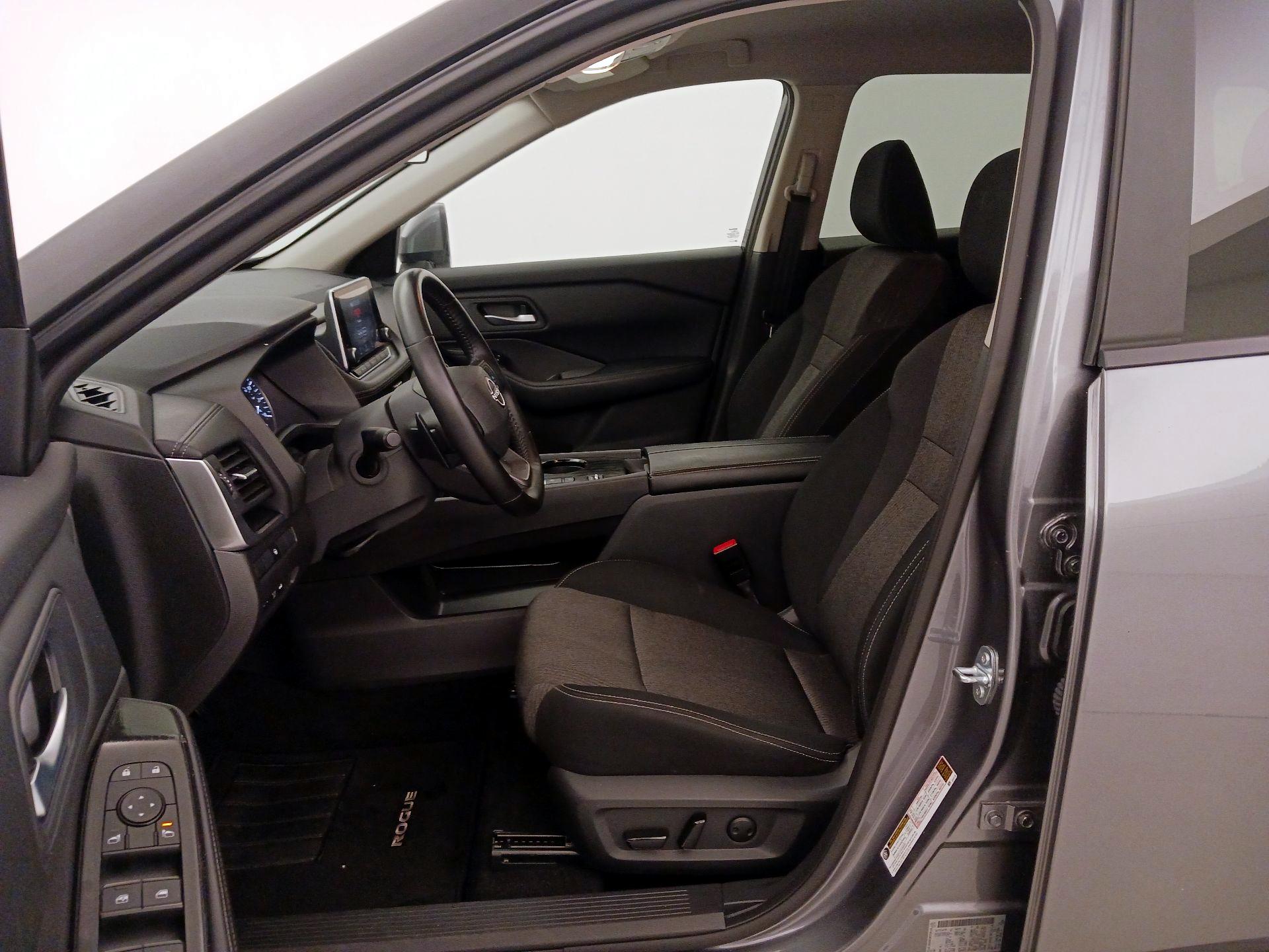Thumbnail: 2025 Nissan Rogue - 11
