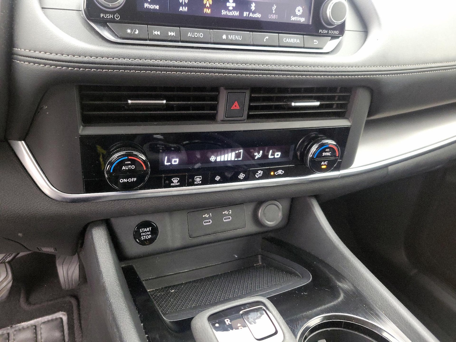 2025 Nissan Rogue SV - Photo 17