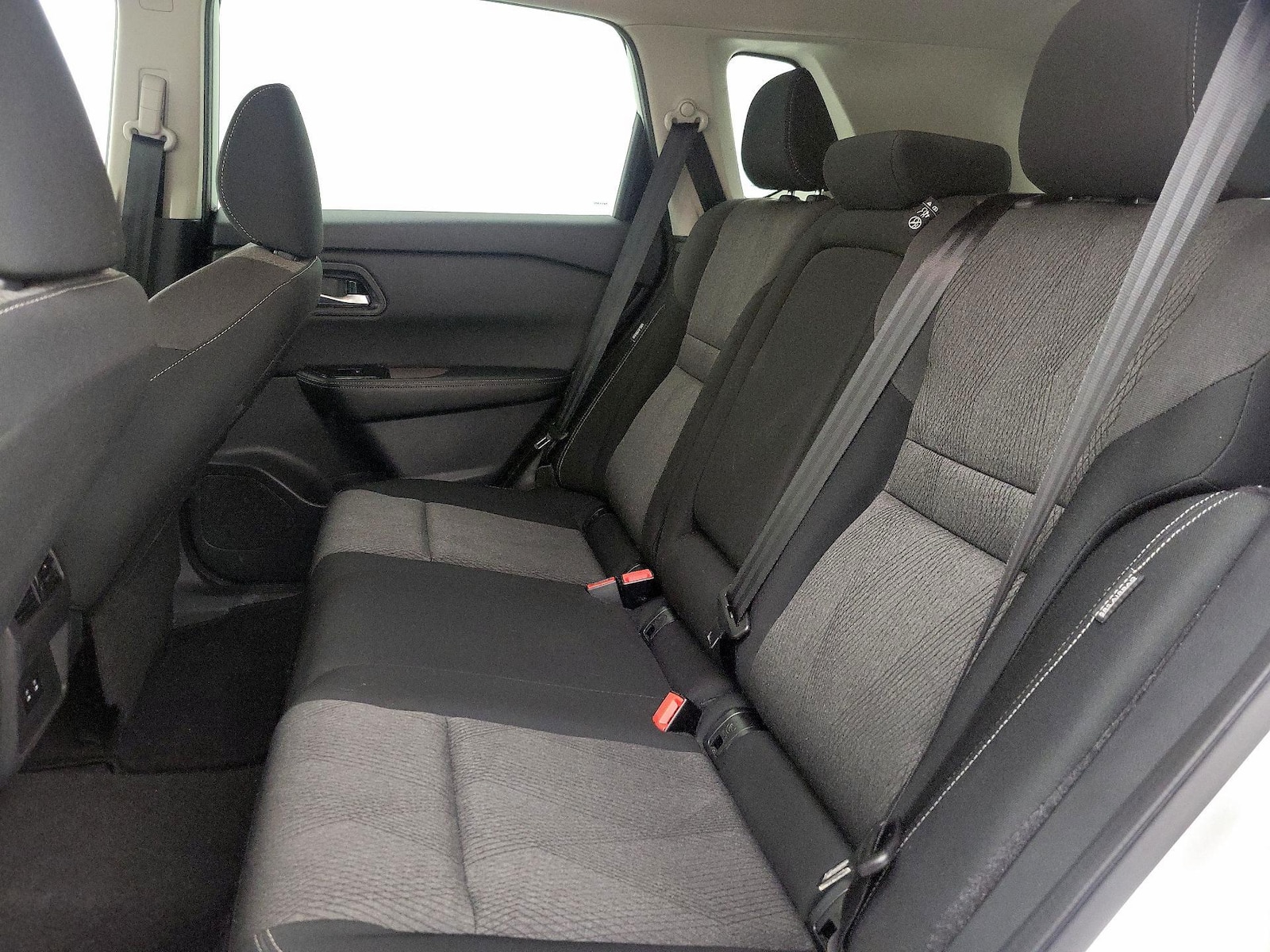 2025 Nissan Rogue SV - Photo 20