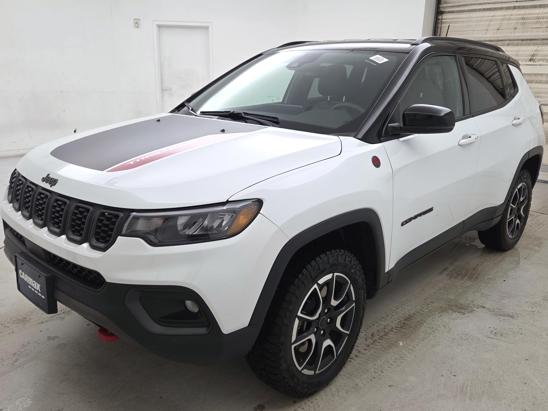 Thumbnail: 2025 Jeep Compass - 3