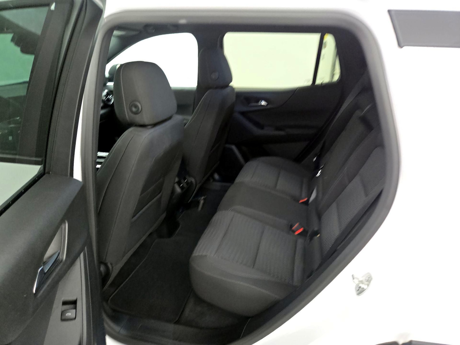 2025 Chevrolet Equinox LT - Photo 20