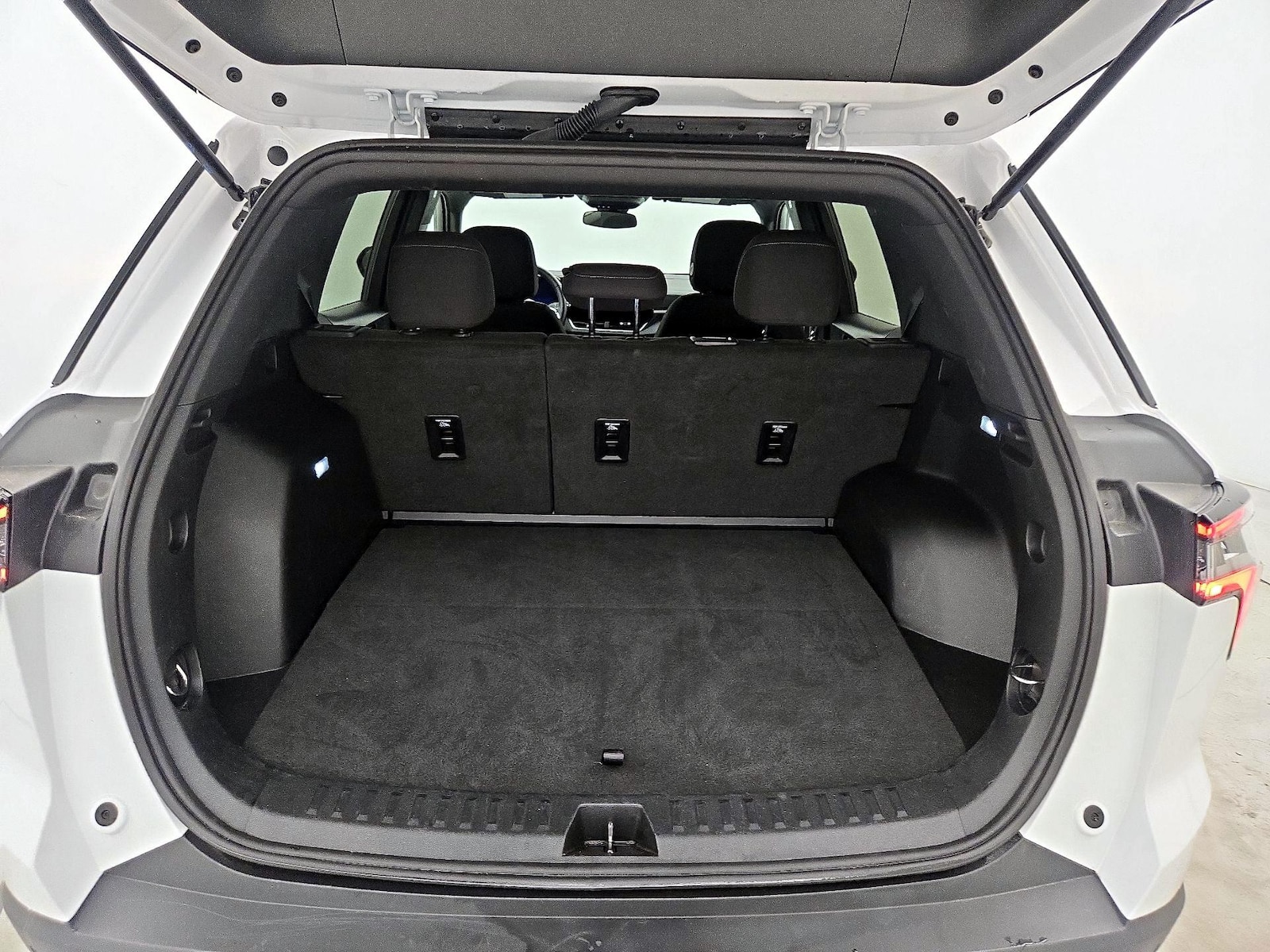 2025 Chevrolet Equinox LT - Photo 21