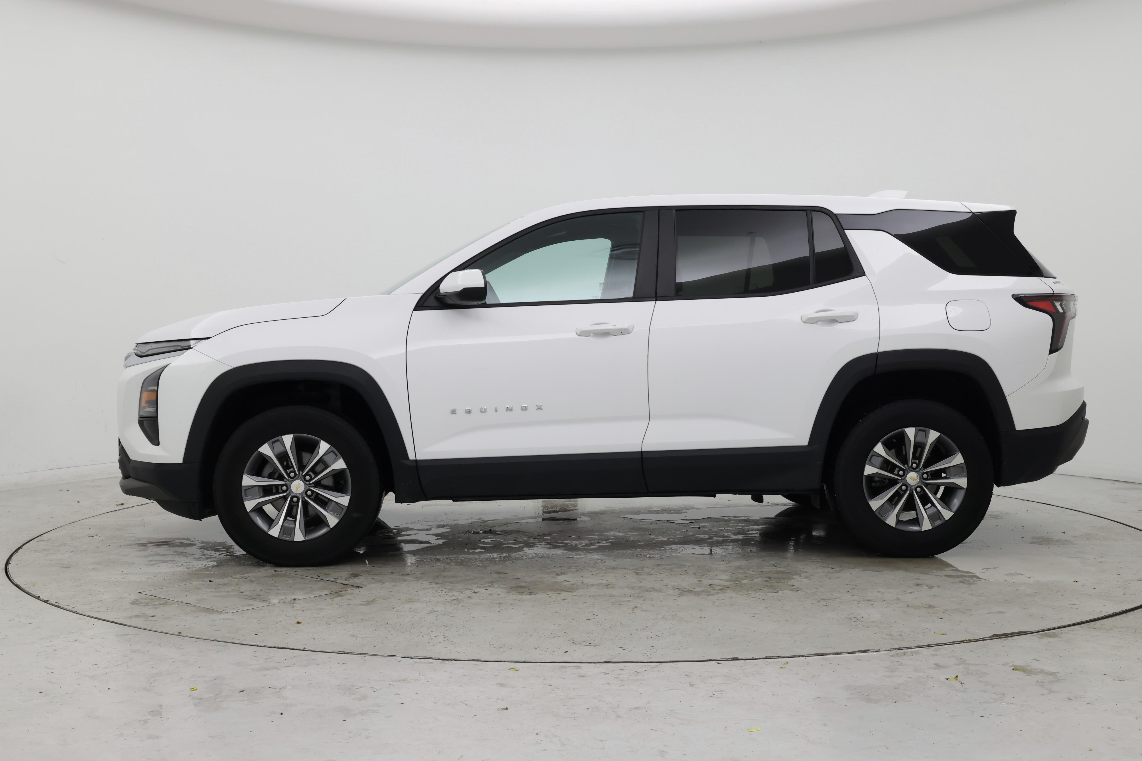 Thumbnail: 2025 Chevrolet Equinox - 3