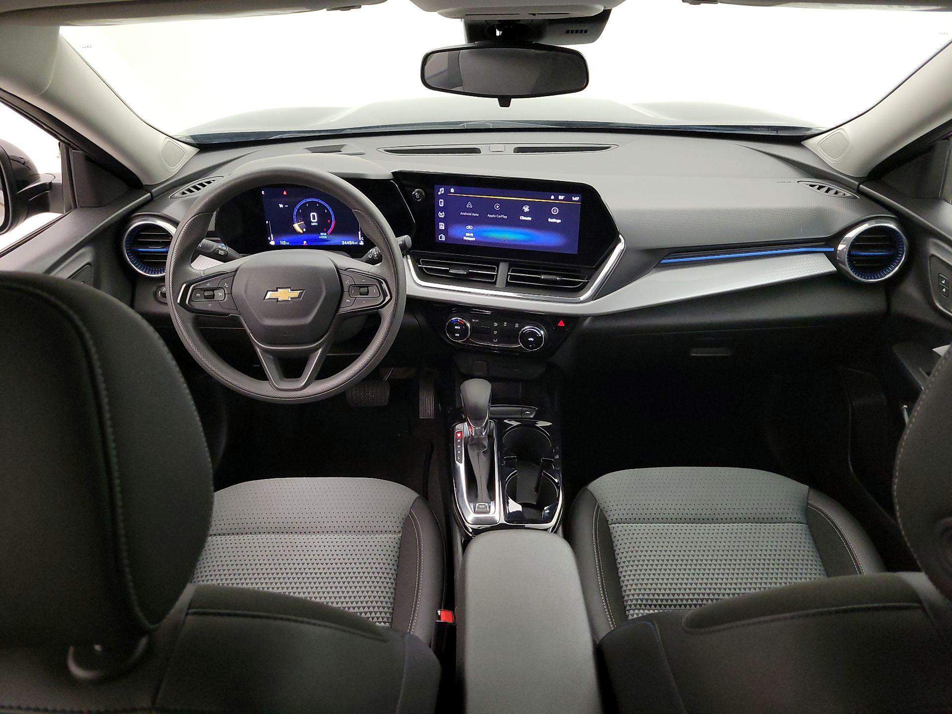 Thumbnail: 2025 Chevrolet Trax - 9