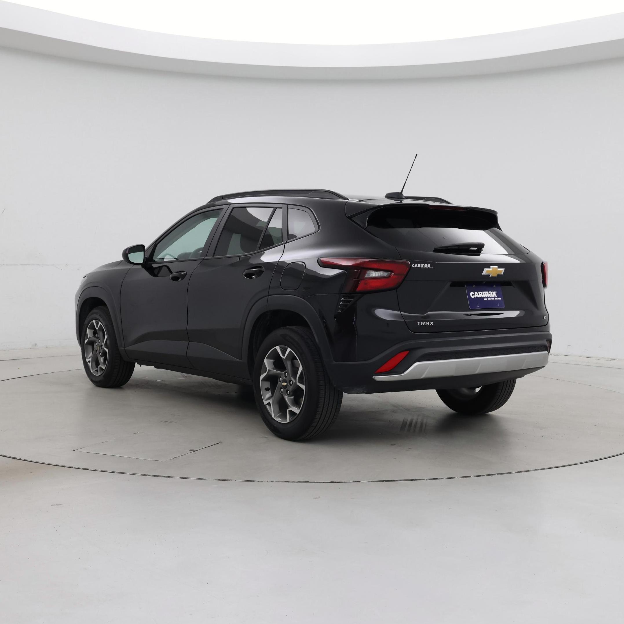 Thumbnail: 2025 Chevrolet Trax - 2