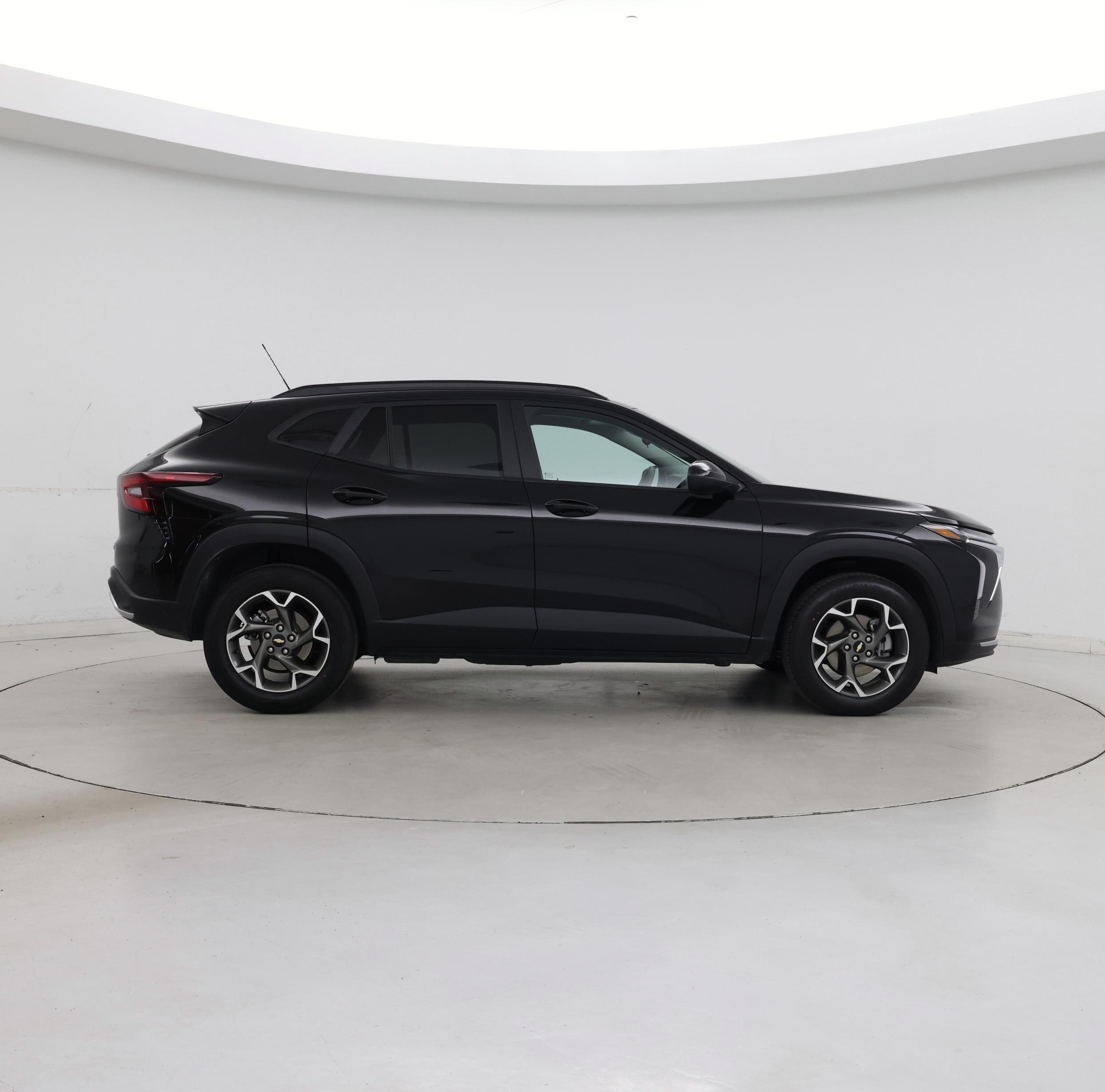 Thumbnail: 2025 Chevrolet Trax - 7