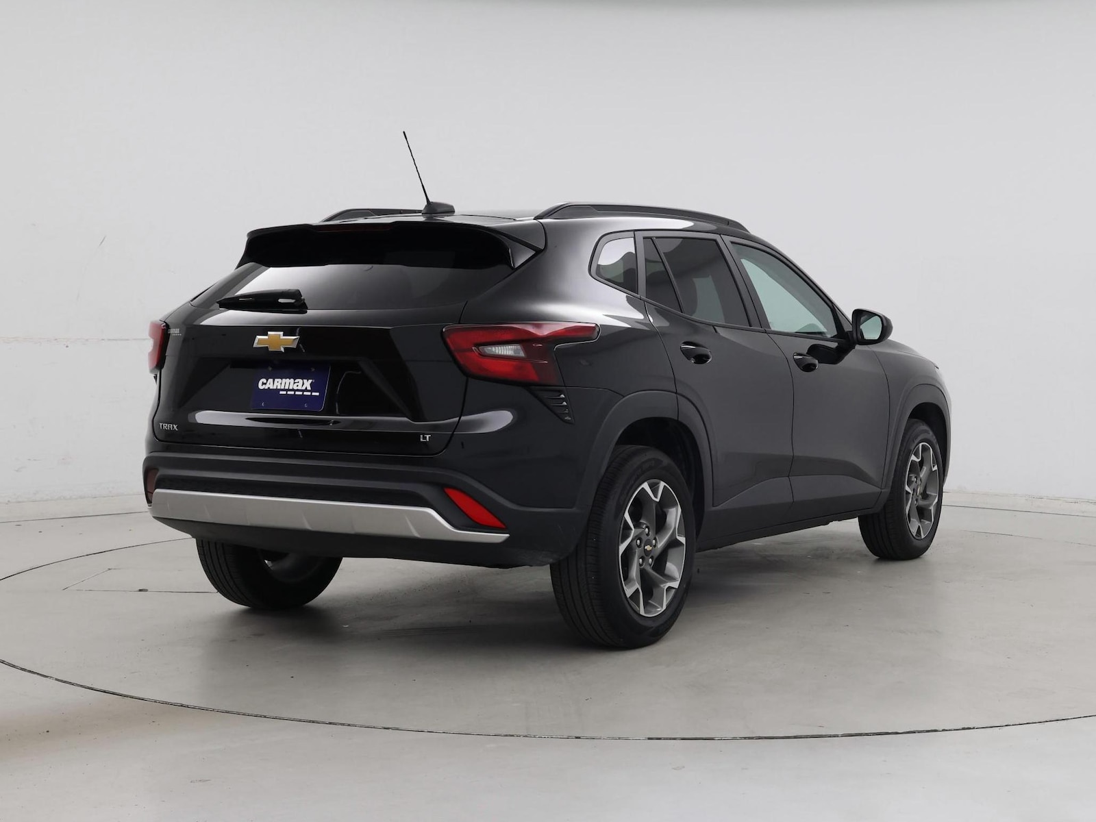 2025 Chevrolet Trax LT - Photo 9