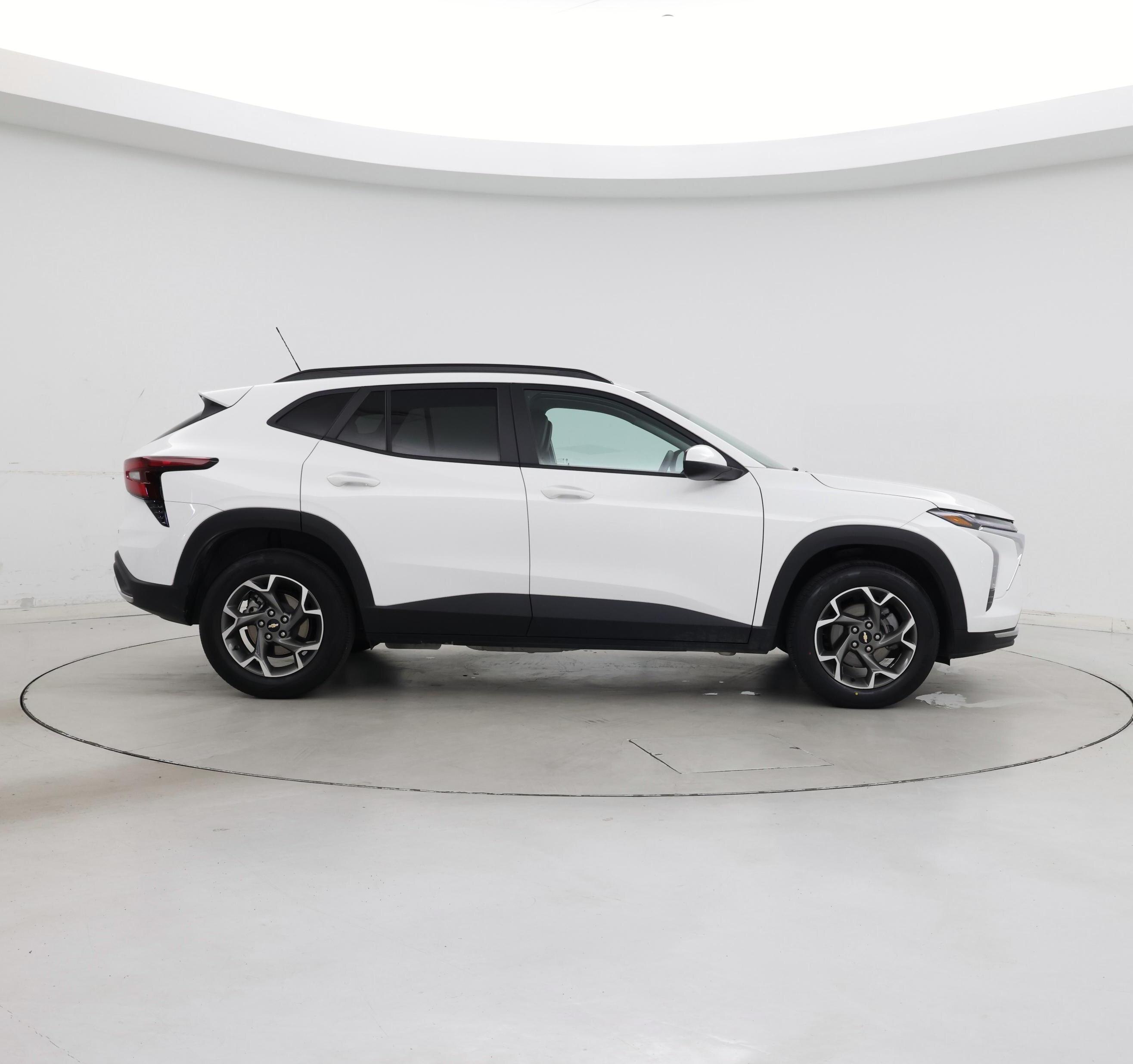 Thumbnail: 2025 Chevrolet Trax - 7