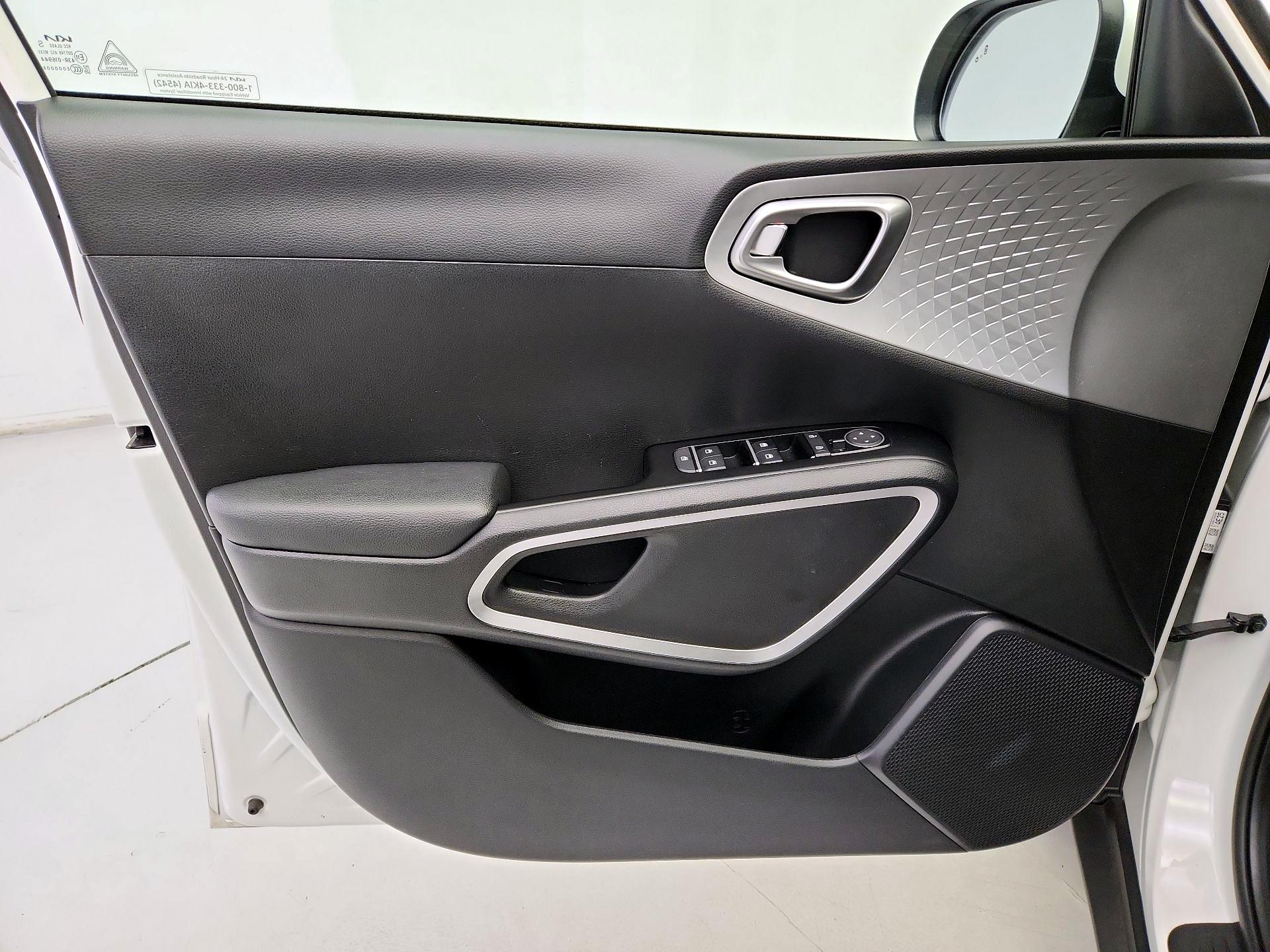 Thumbnail: 2025 Kia Soul - 12