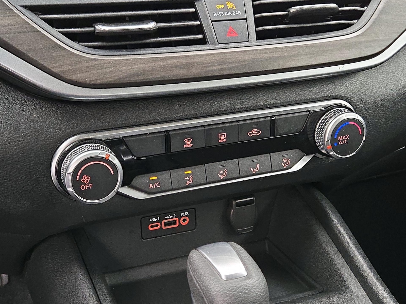 2025 Nissan Altima SV - Photo 17