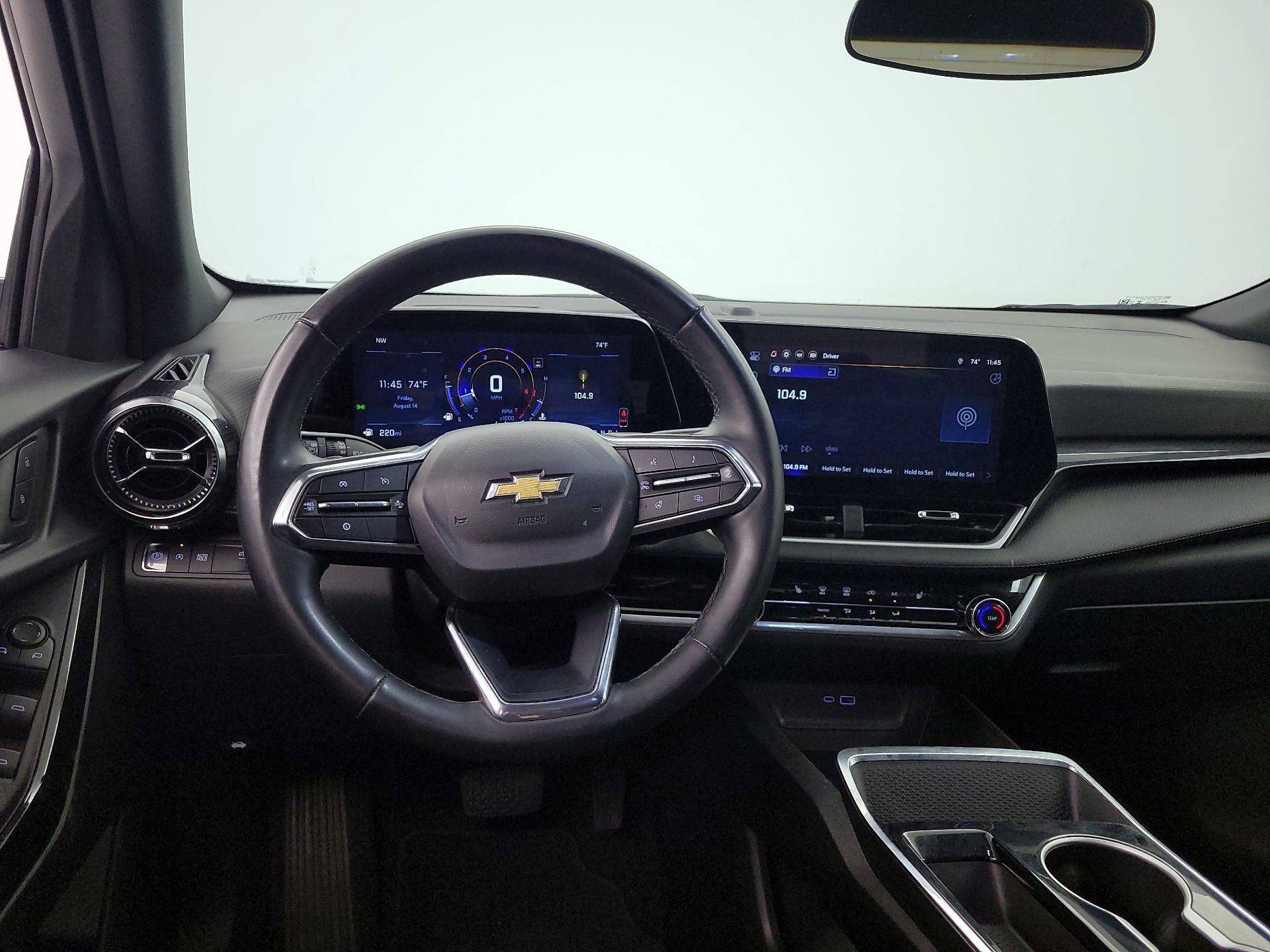 Thumbnail: 2025 Chevrolet Equinox - 10