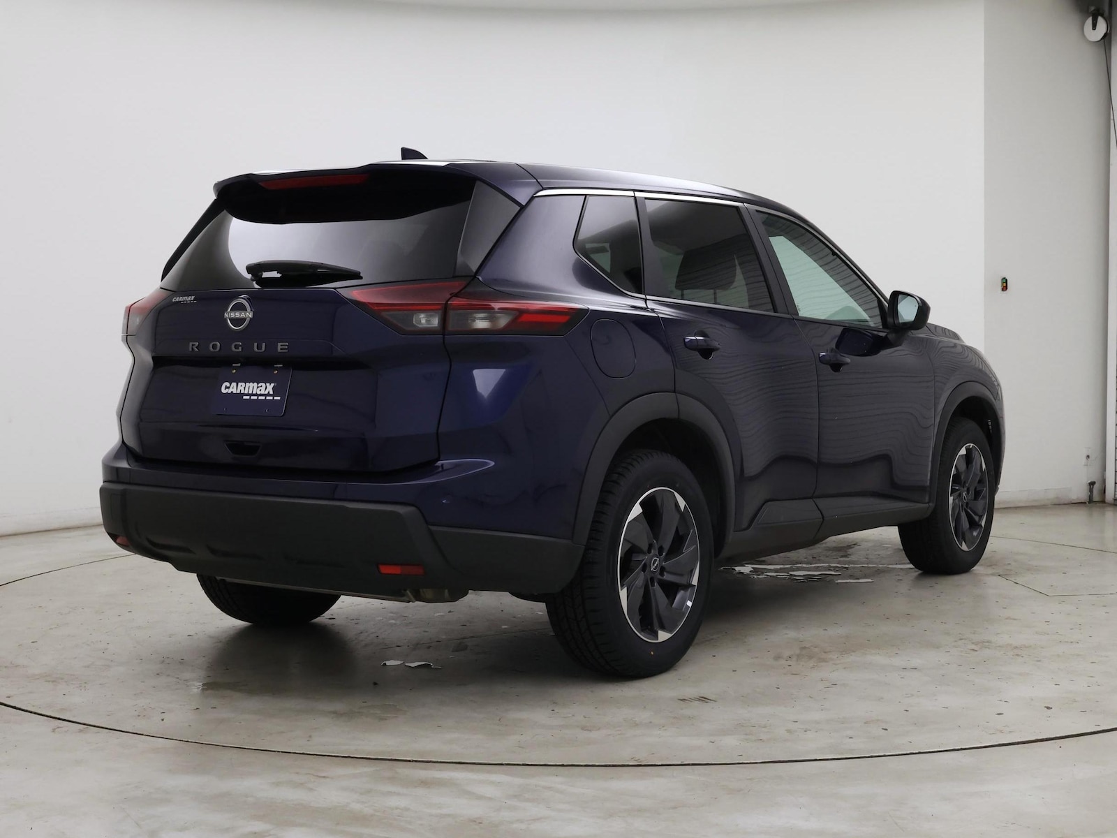 2025 Nissan Rogue SV - Photo 9