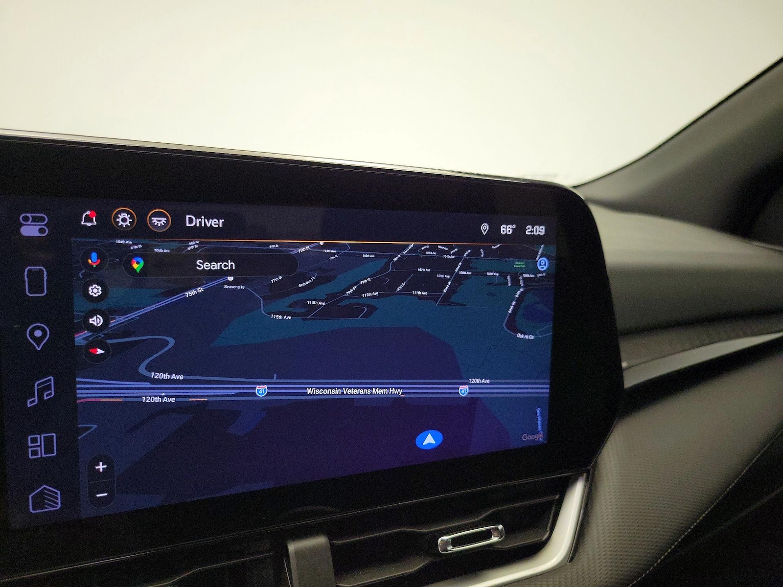 2025 Chevrolet Equinox LT - Photo 15