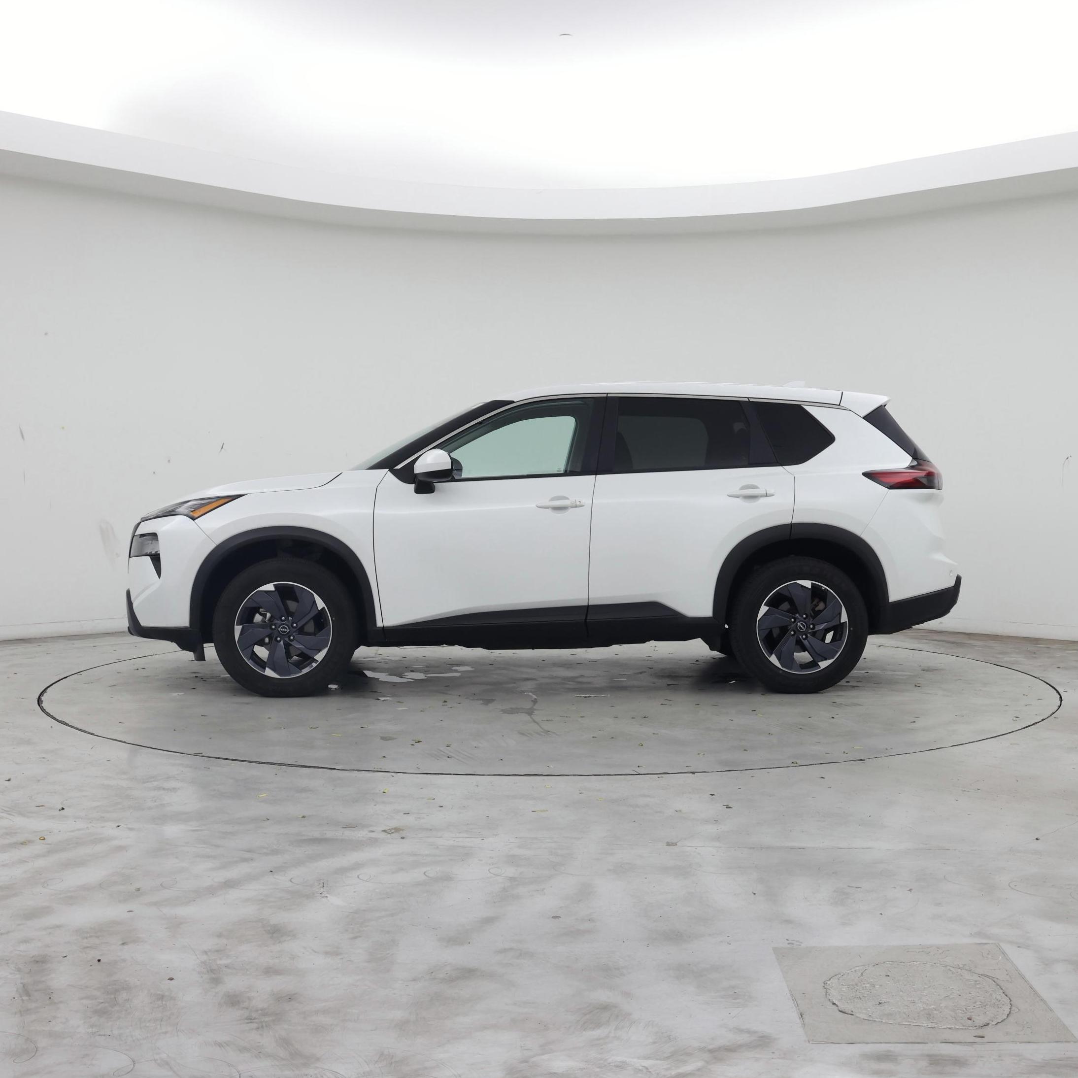 Thumbnail: 2025 Nissan Rogue - 3