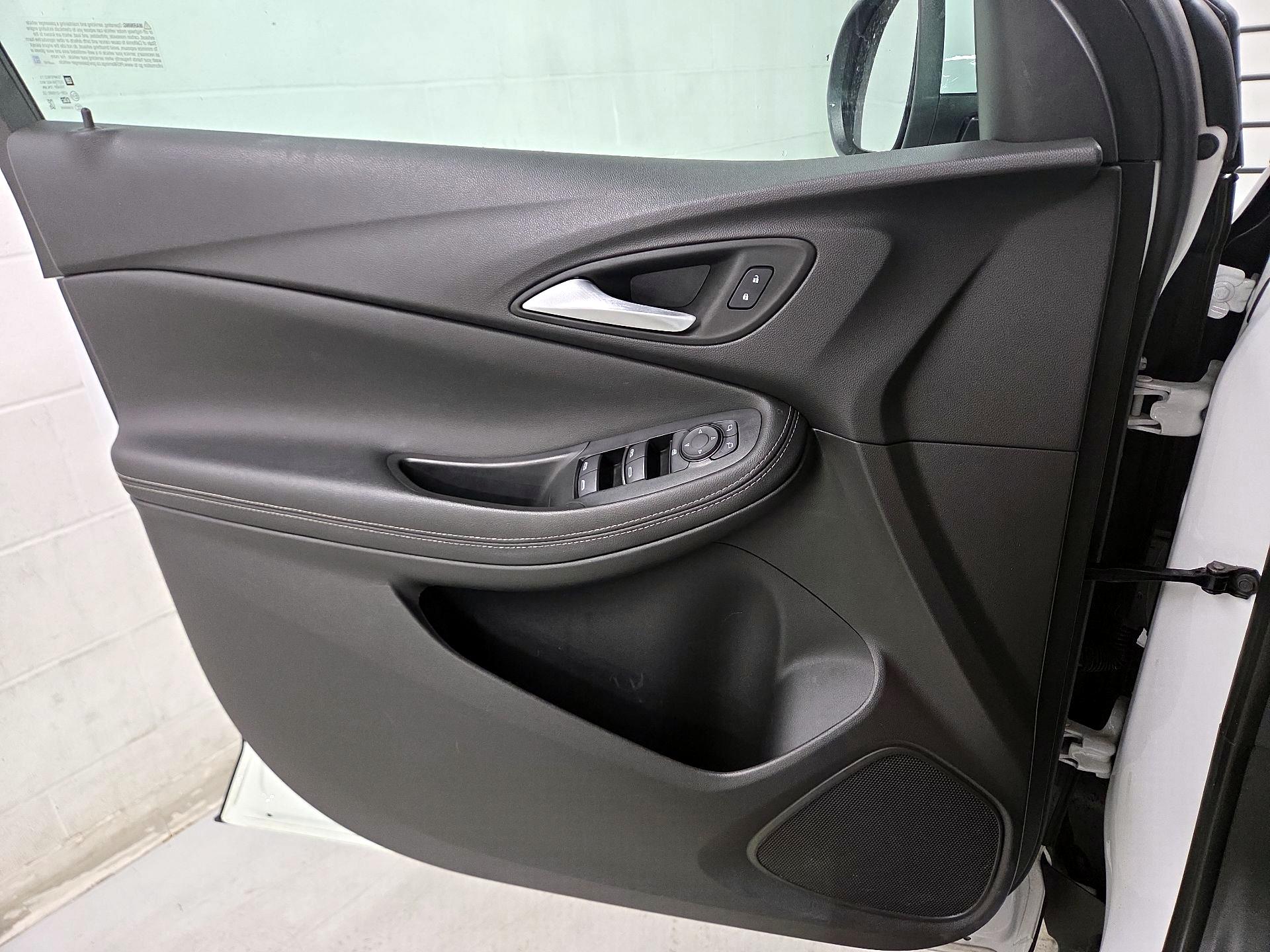 Thumbnail: 2025 Buick Encore GX - 12