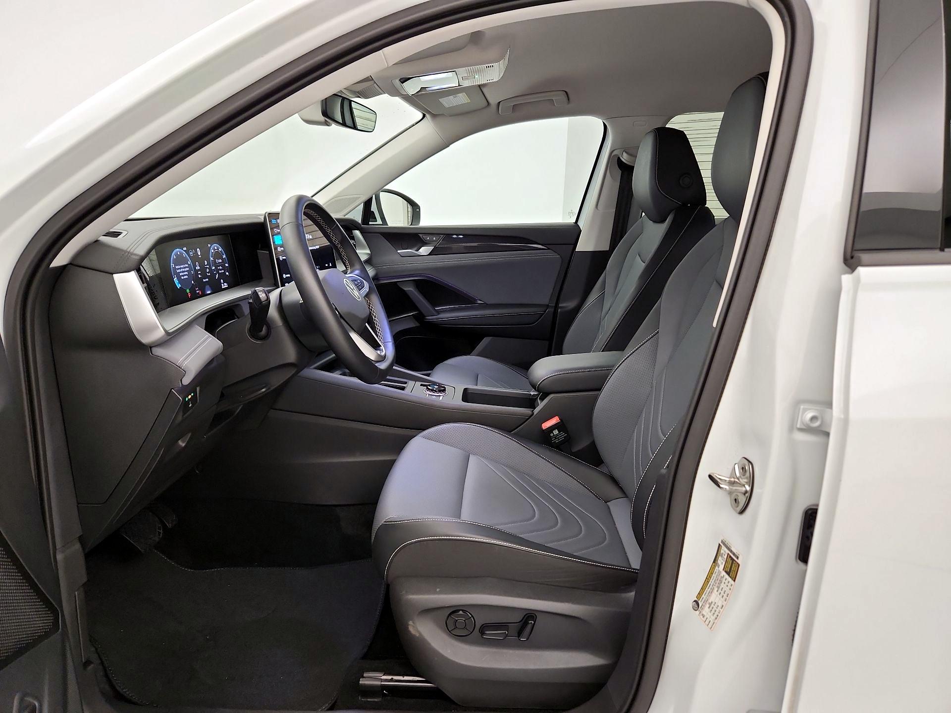 Thumbnail: 2026 Volkswagen Tiguan - 11
