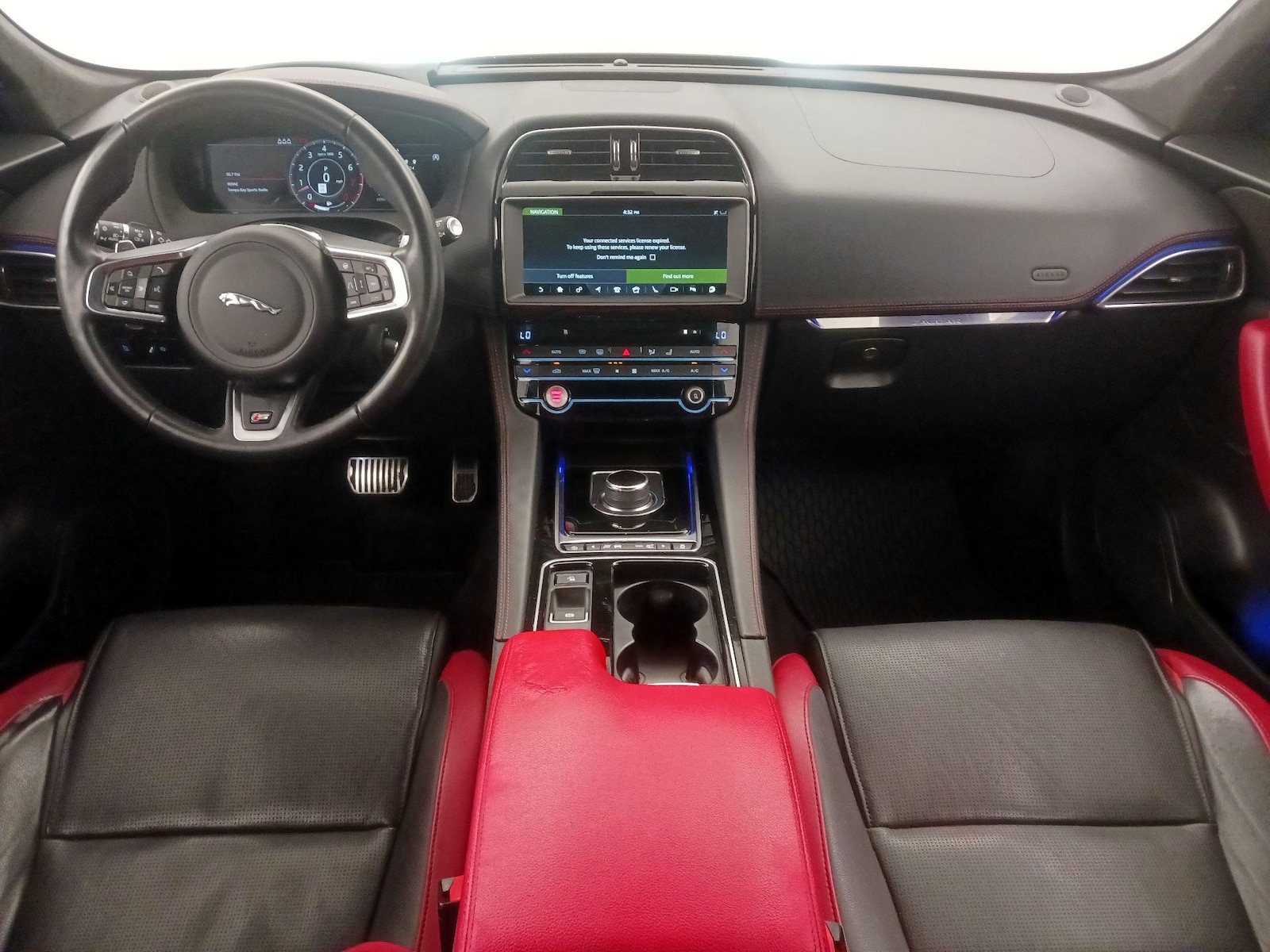 2020 Jaguar F-Pace S - Photo 10