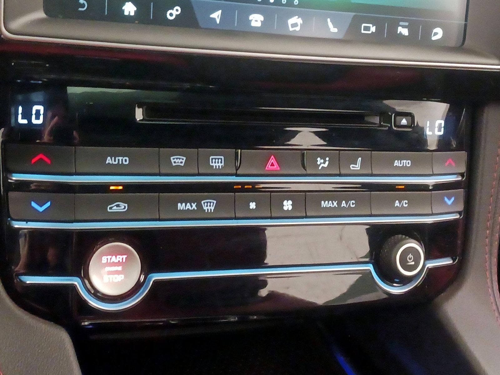 2020 Jaguar F-Pace S - Photo 18
