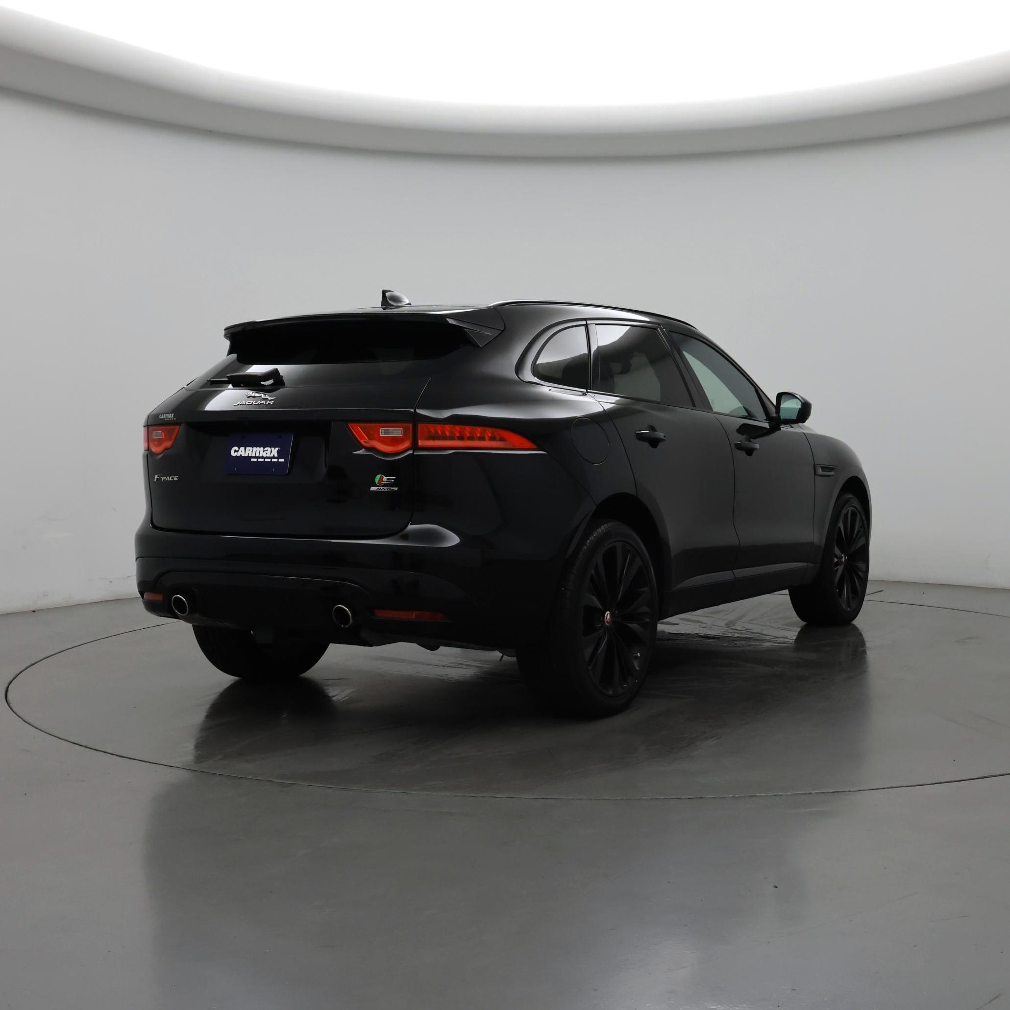 Thumbnail: 2020 Jaguar F-Pace - 8