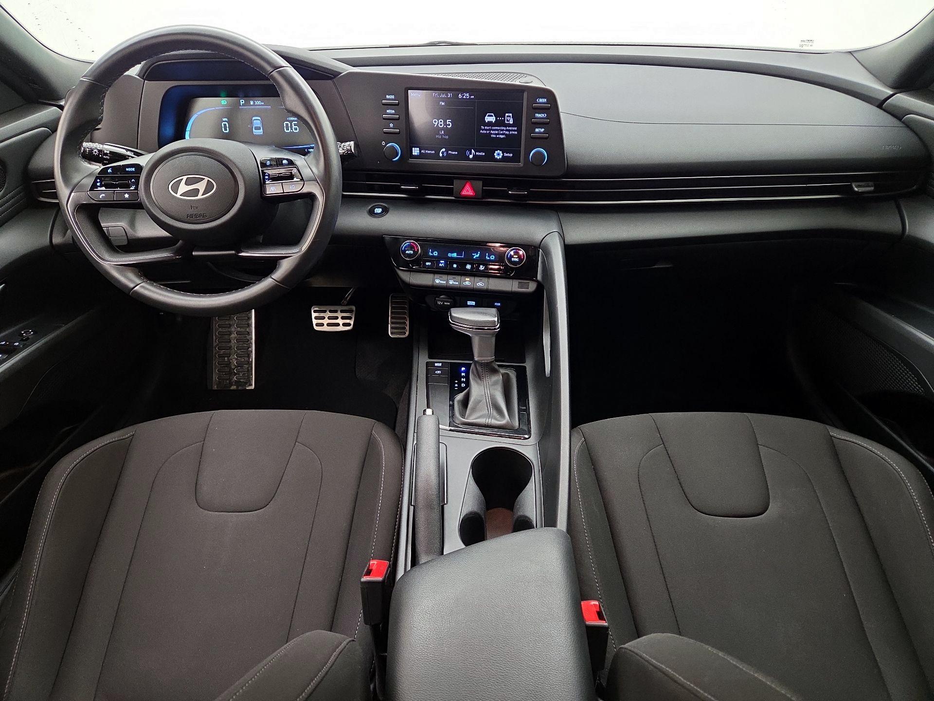 Thumbnail: 2025 Hyundai Elantra - 9