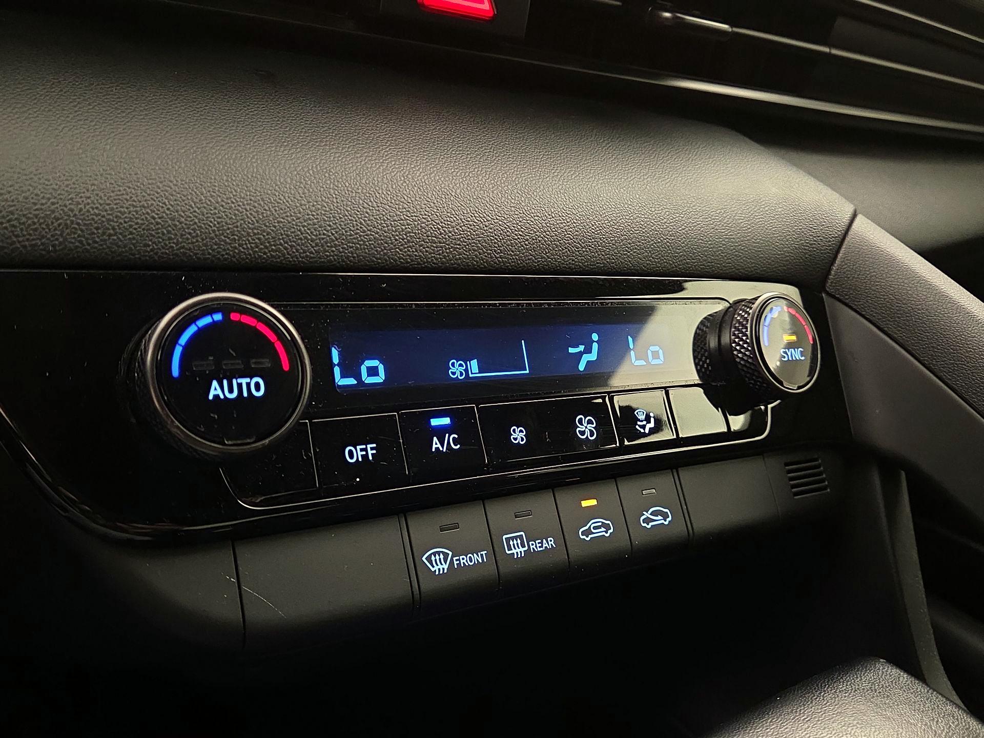 Thumbnail: 2025 Hyundai Elantra - 16