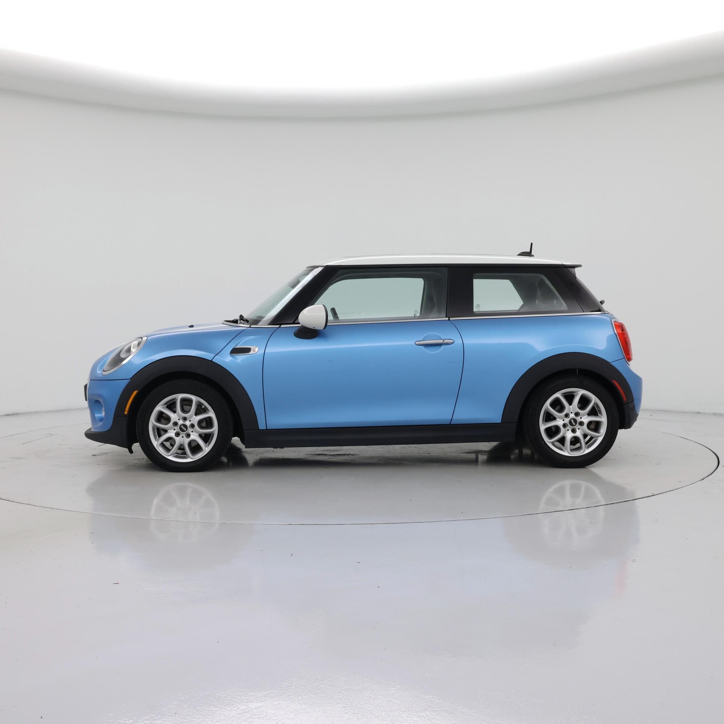 Thumbnail: 2019 MINI Cooper Hardtop - 3