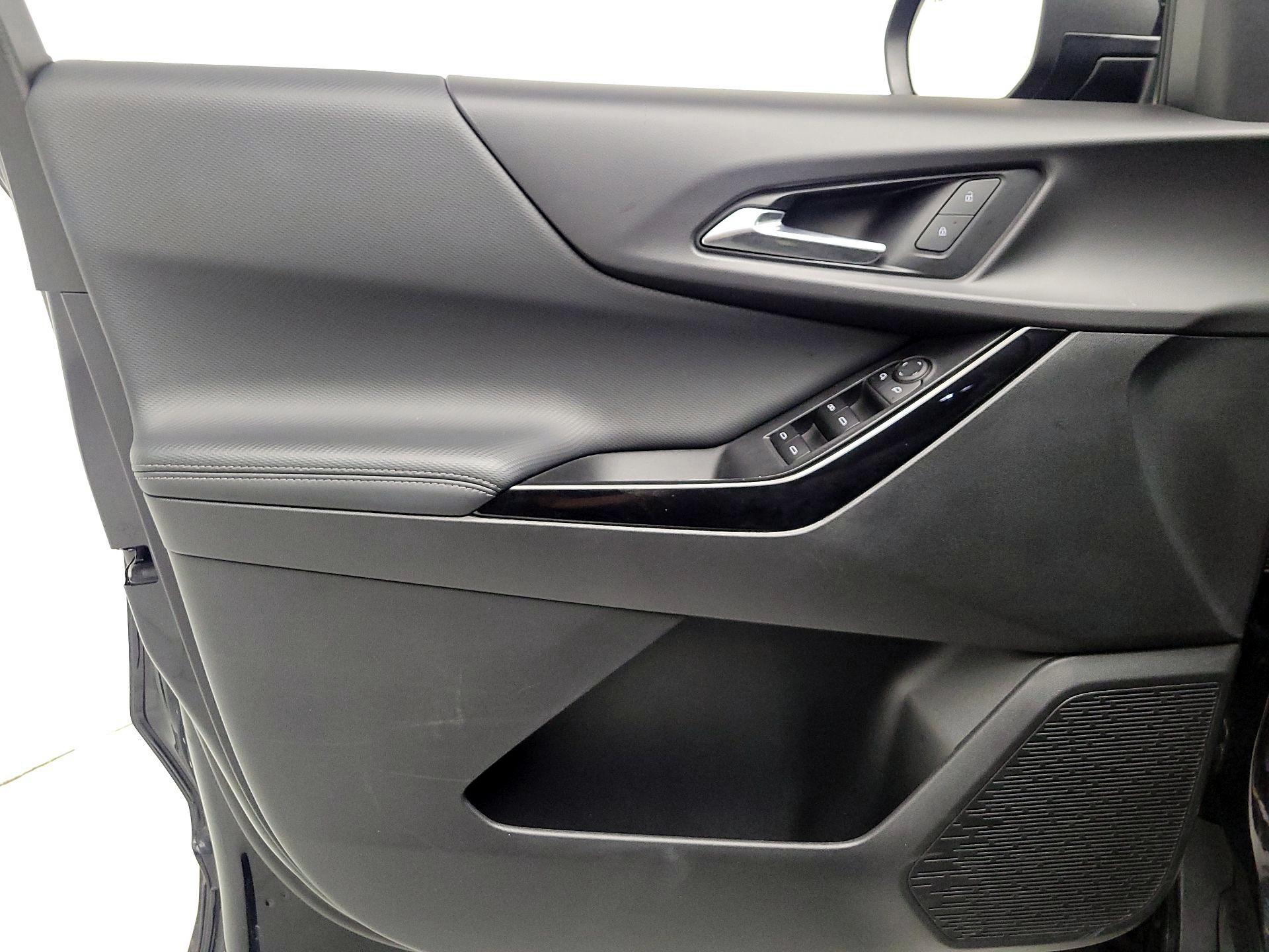 Thumbnail: 2025 Chevrolet Equinox - 12