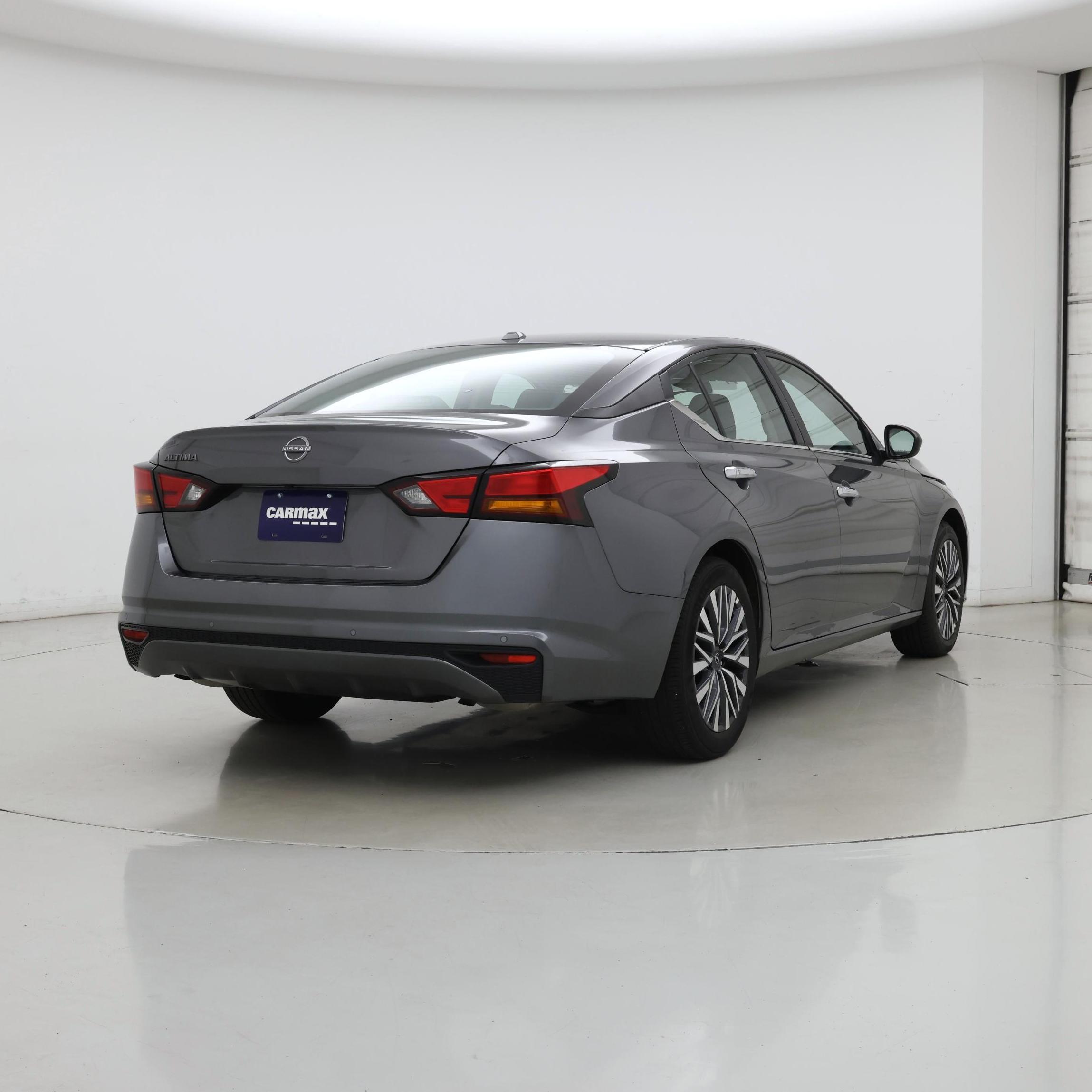 Thumbnail: 2025 Nissan Altima - 8