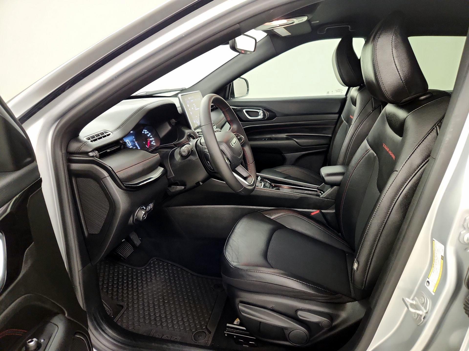 Thumbnail: 2025 Jeep Compass - 11