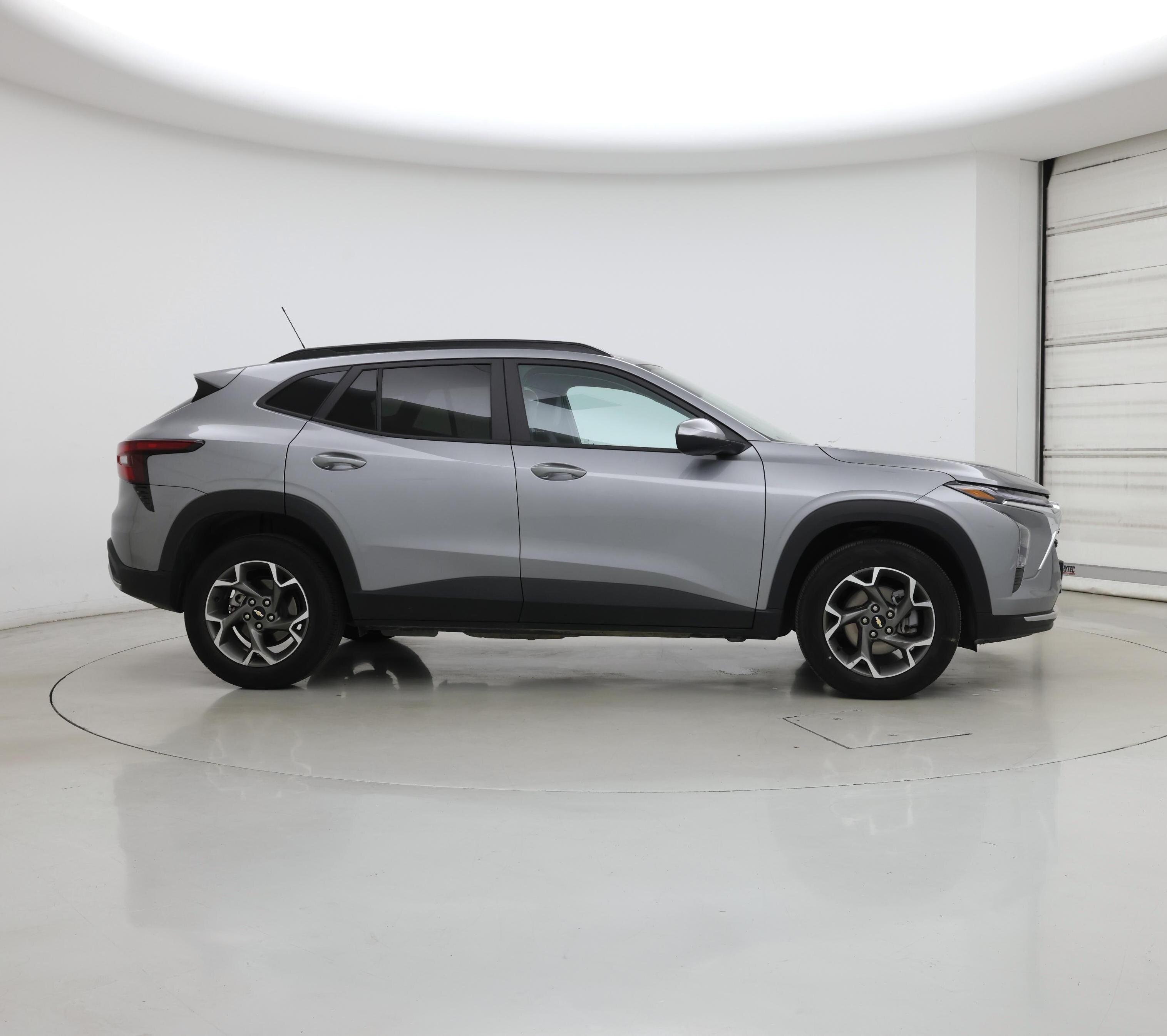 Thumbnail: 2025 Chevrolet Trax - 7